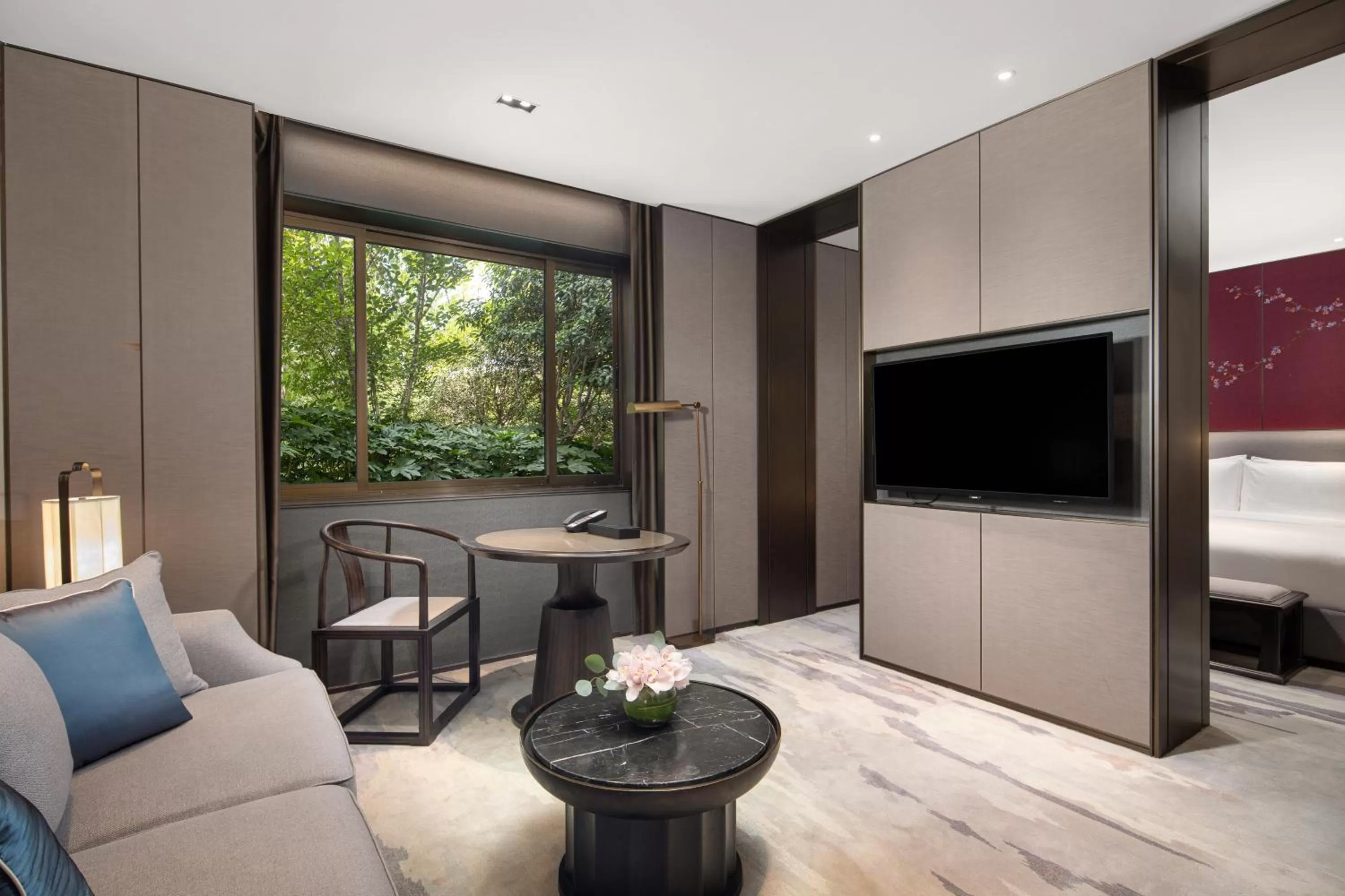 Photo of the whole room in HUALUXE Xi'an Tanghua by IHG