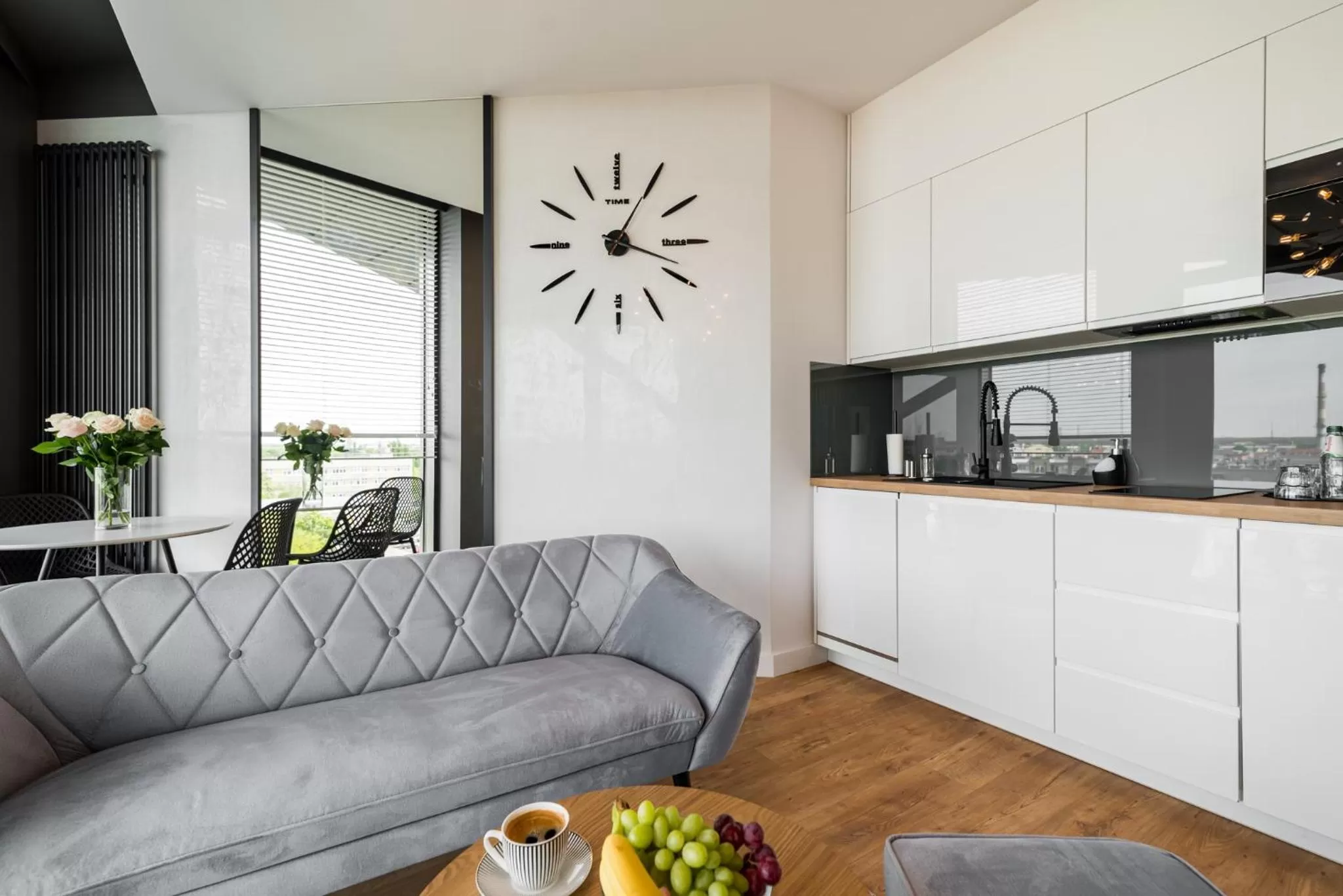 Kitchen or kitchenette in Q18 ApartHotel