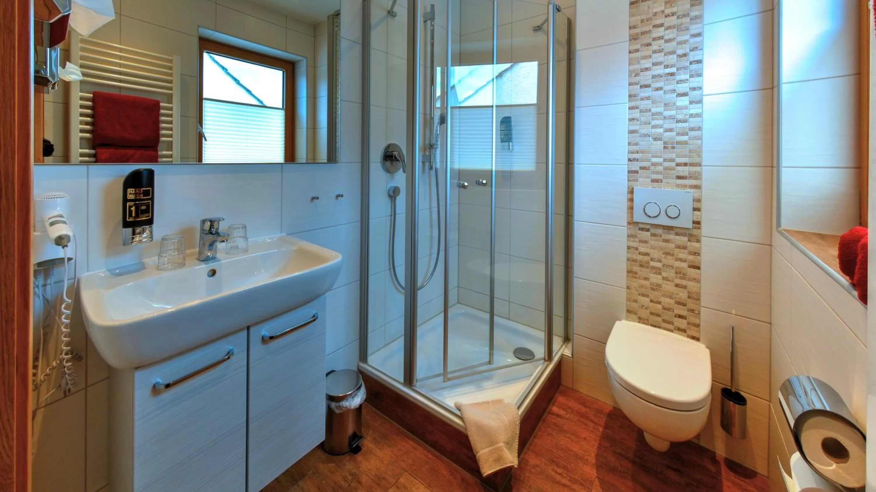 Bathroom in Gasthof zur Post