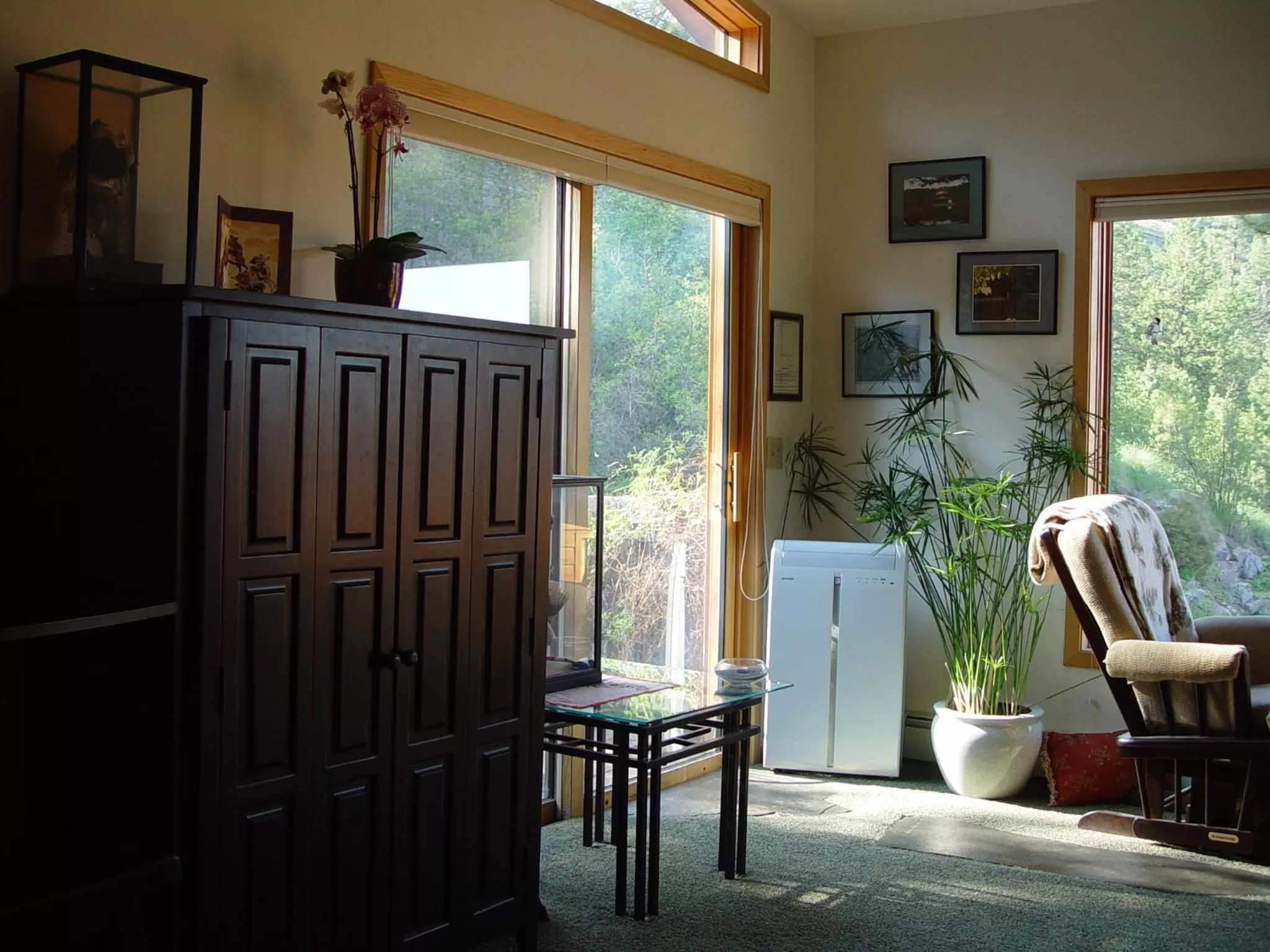 Seating area in Blue Mountain Bed and Breakfast
