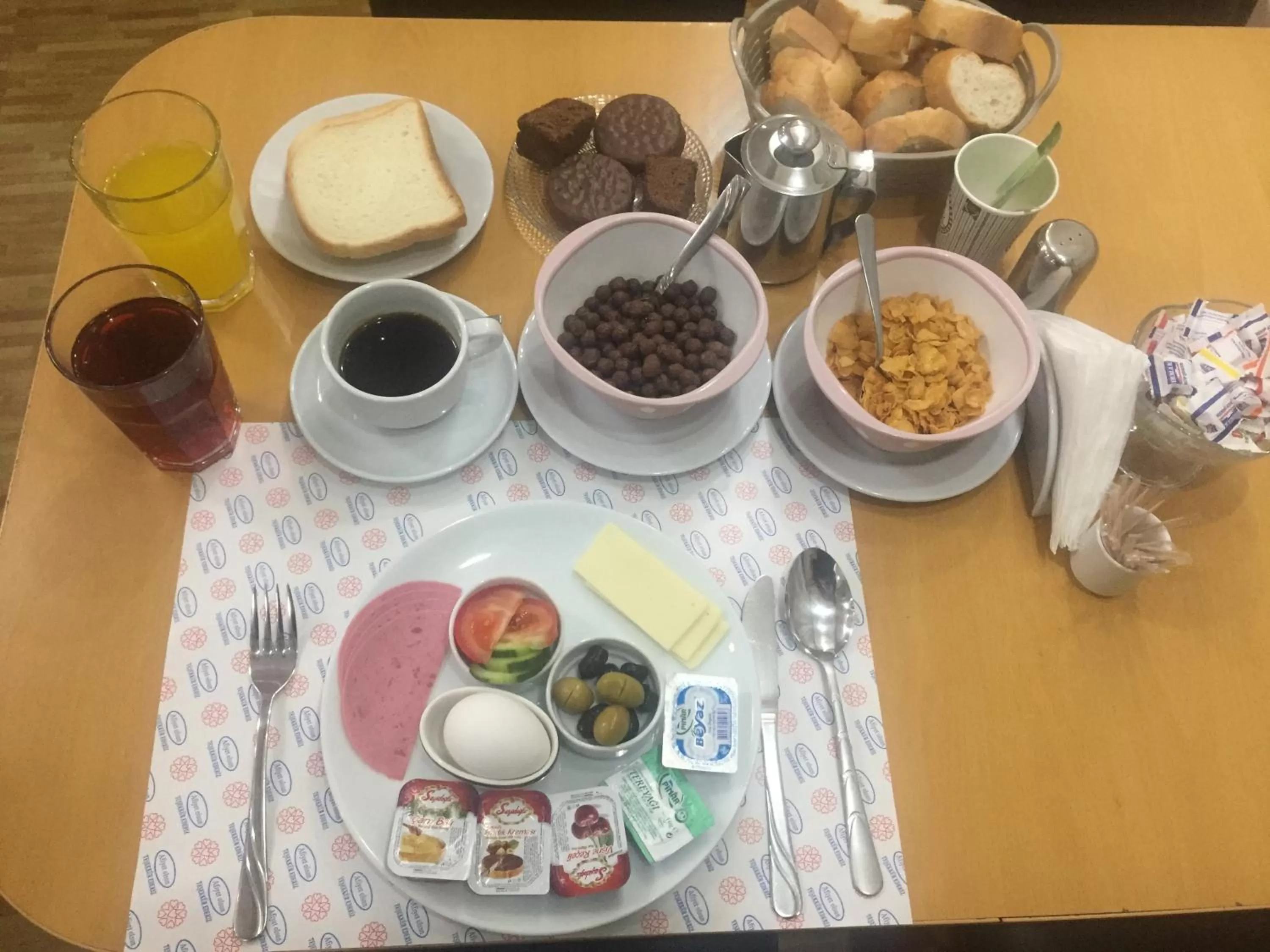 Breakfast in Paris Hotel