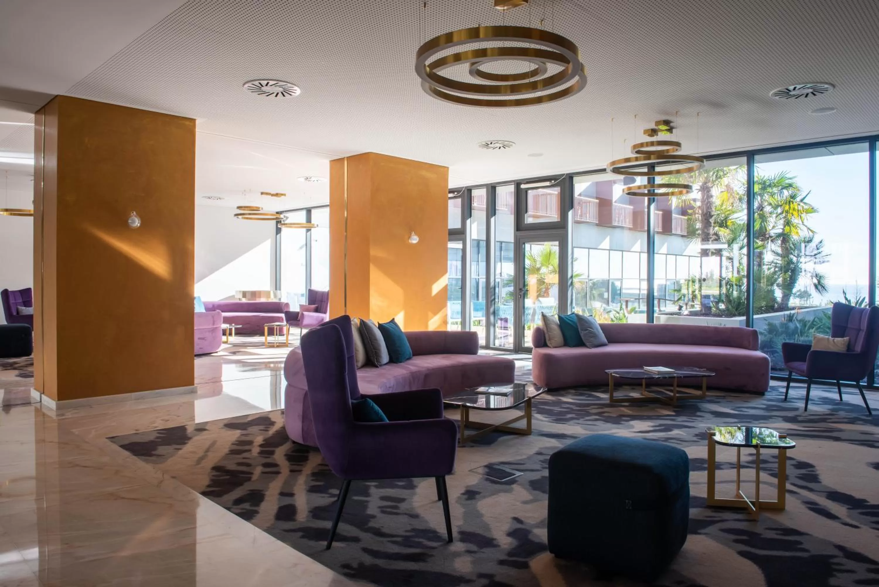 Lobby or reception in Sines Sea View Business & Leisure Hotel