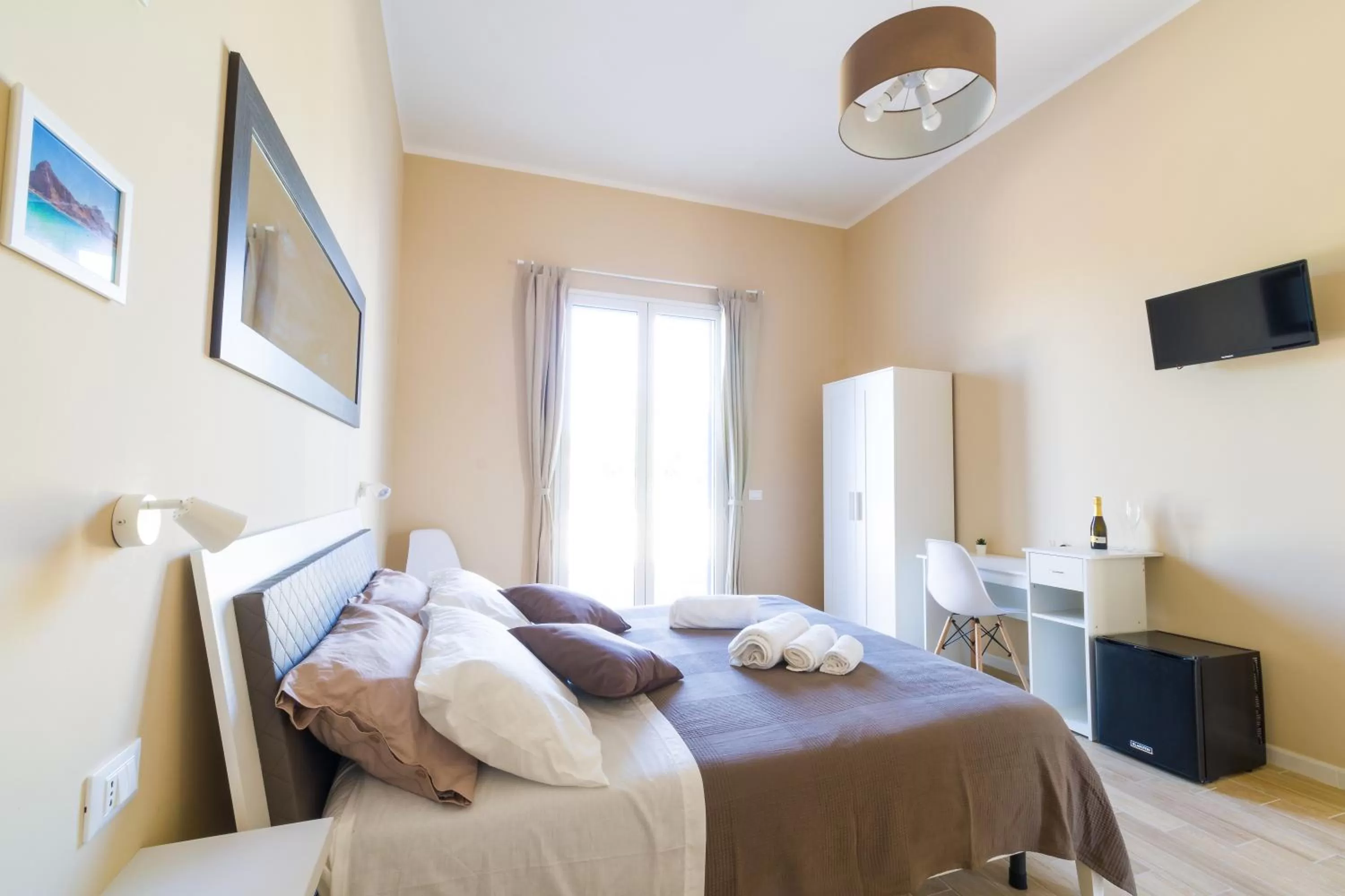 Photo of the whole room, Bed in Stabile Hospitality