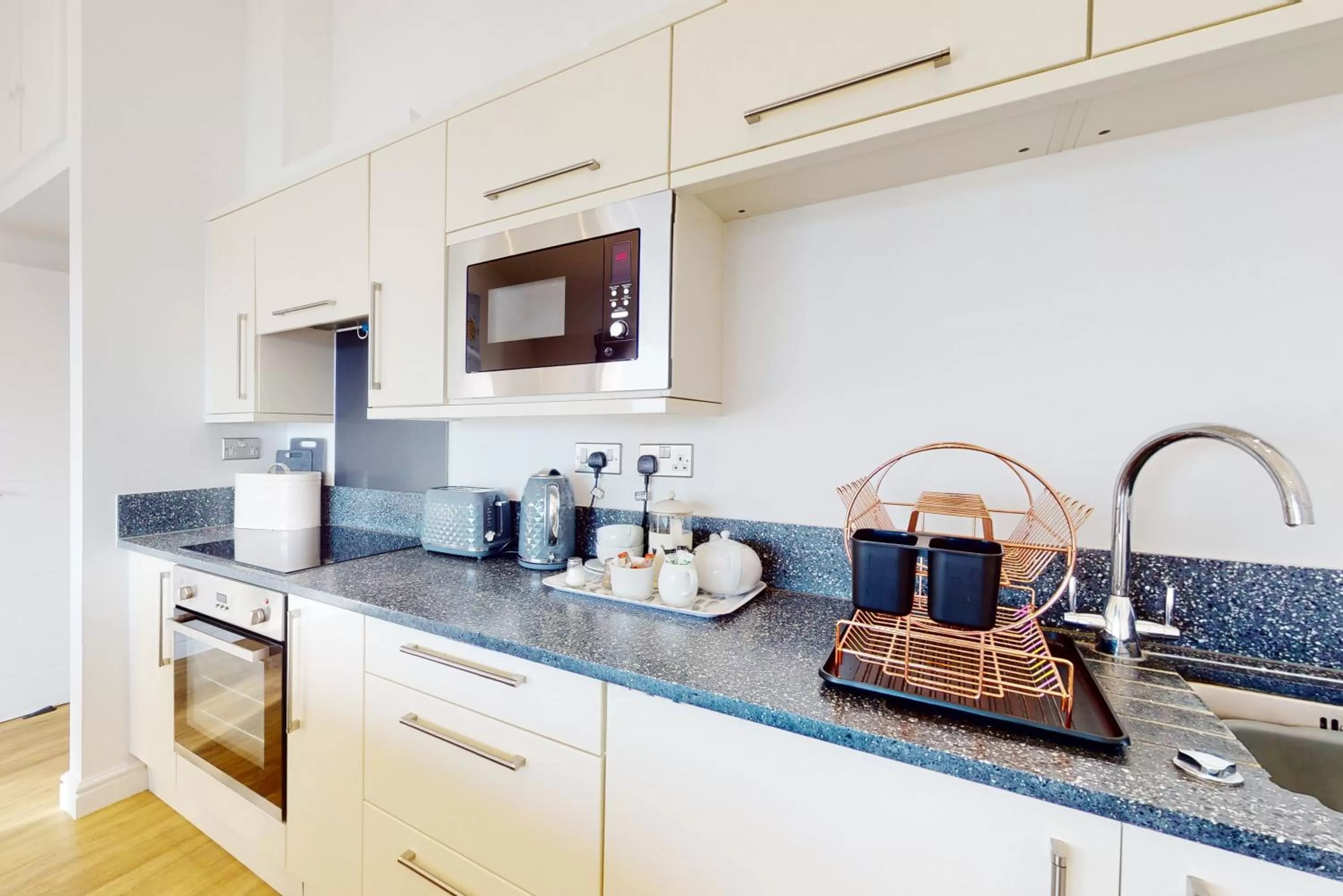 Kitchen or kitchenette in Crabbers' Wharf