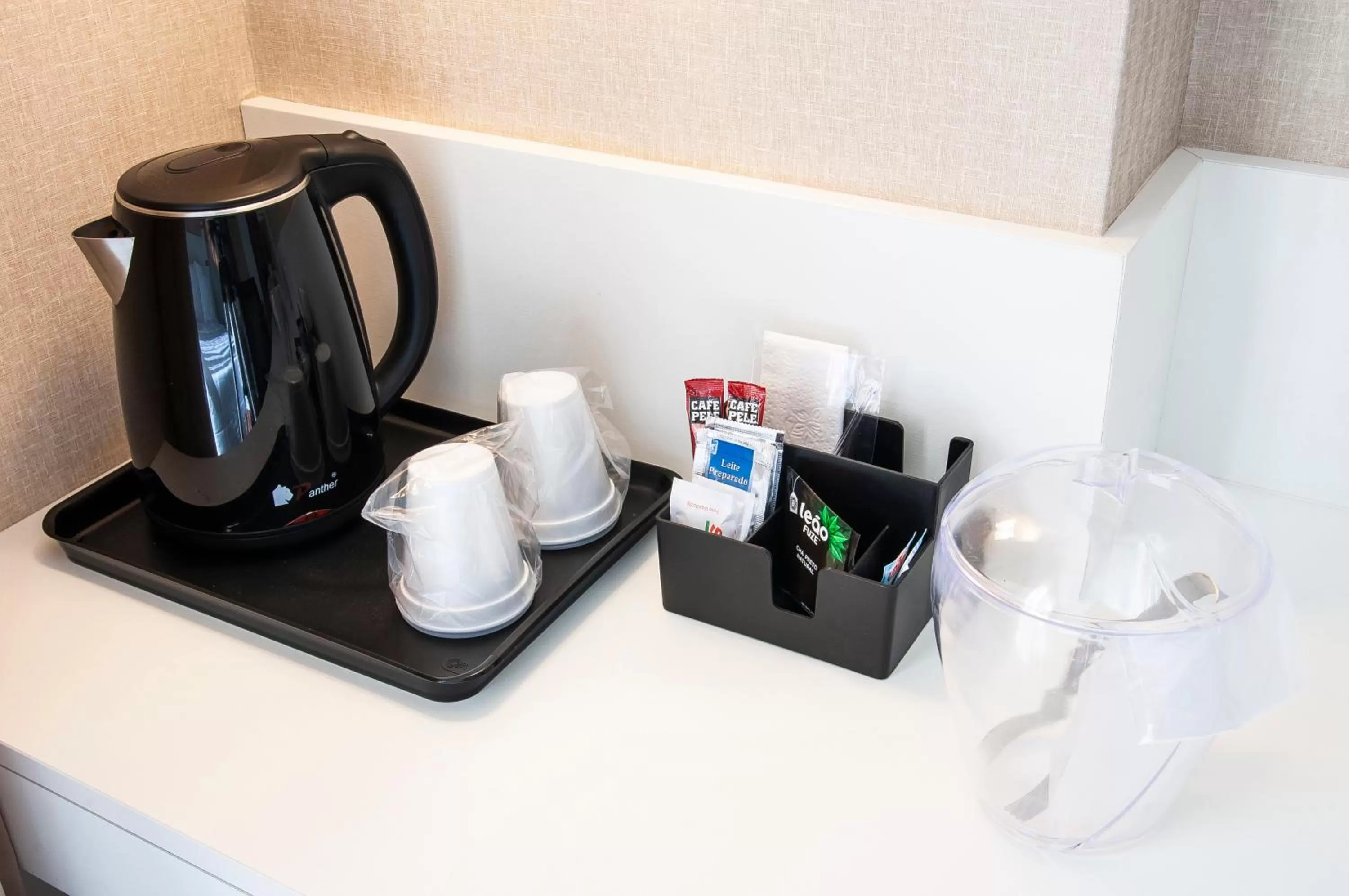 Coffee/tea facilities in Holiday Inn Express - Farroupilha, um Hotel IHG