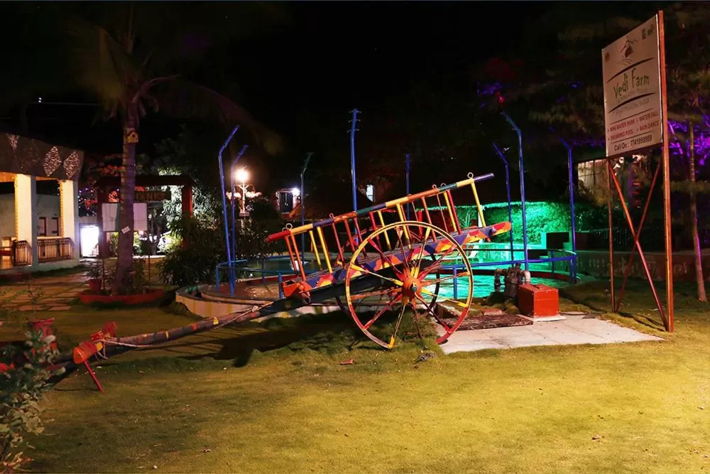 Nightclub / DJ in Vedi Farm A Mountain Resort