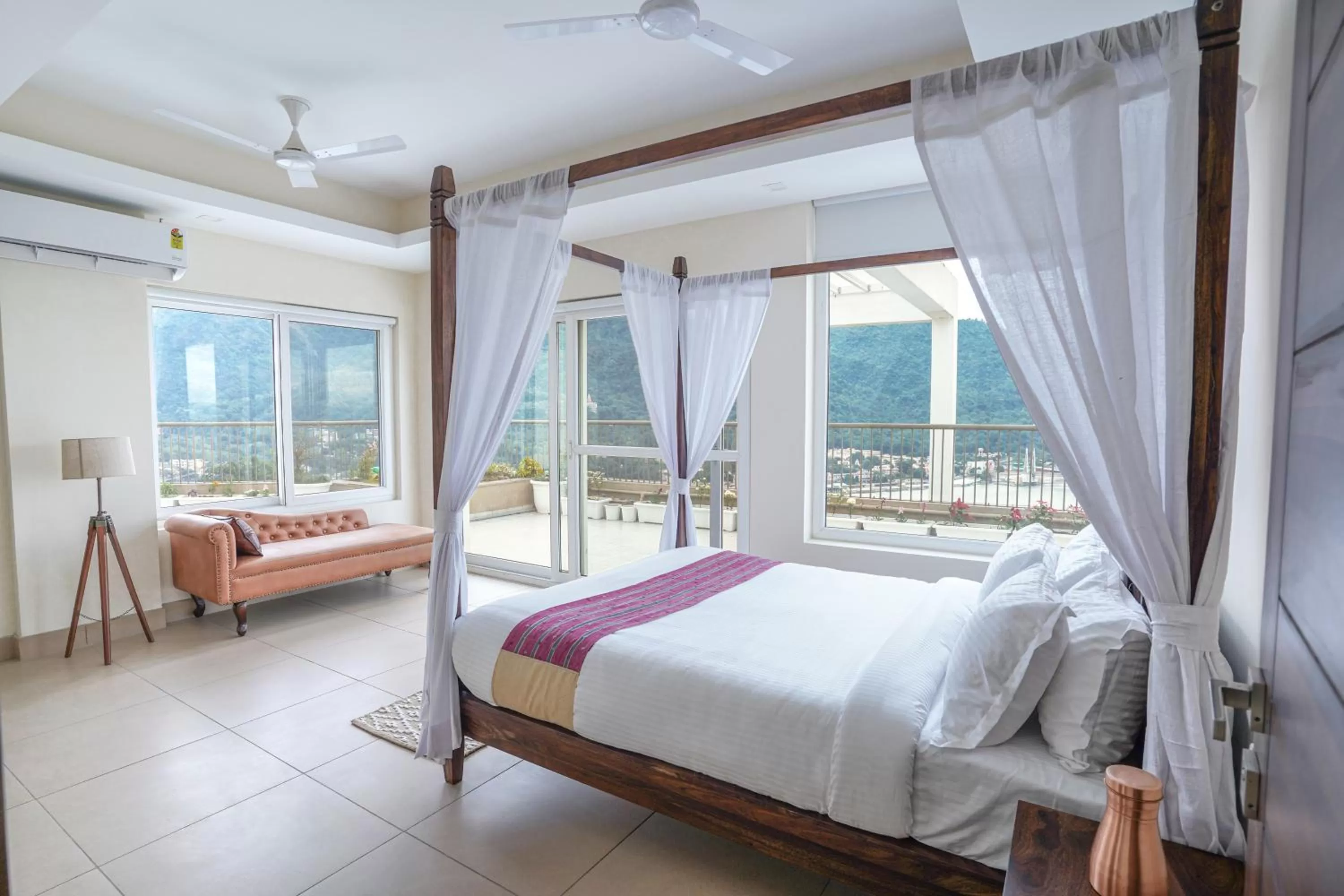 View (from property/room), Bed in Golden Healing Journeys Homestay