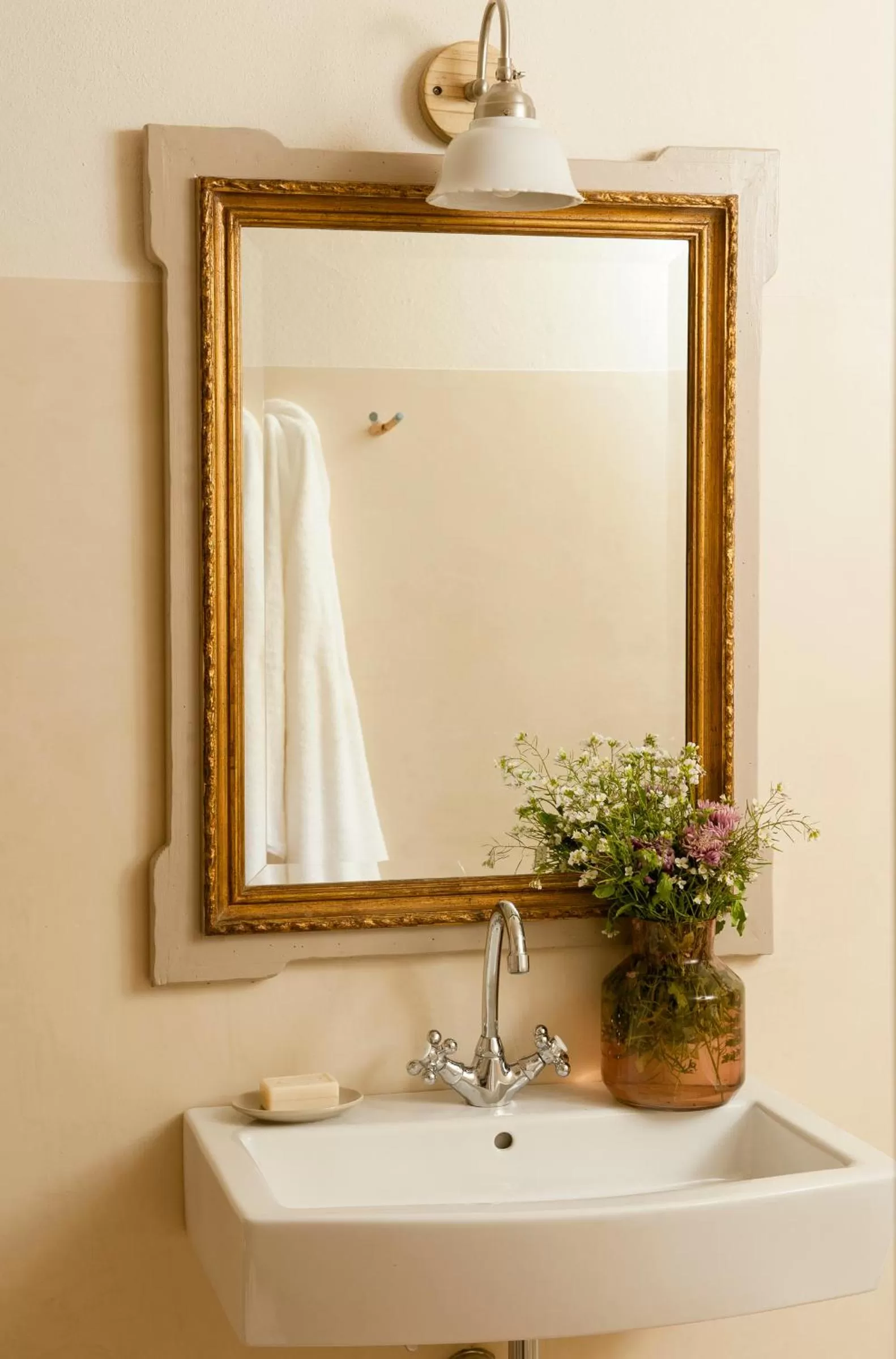 Bathroom in Arkhé Hotel Boutique Pals