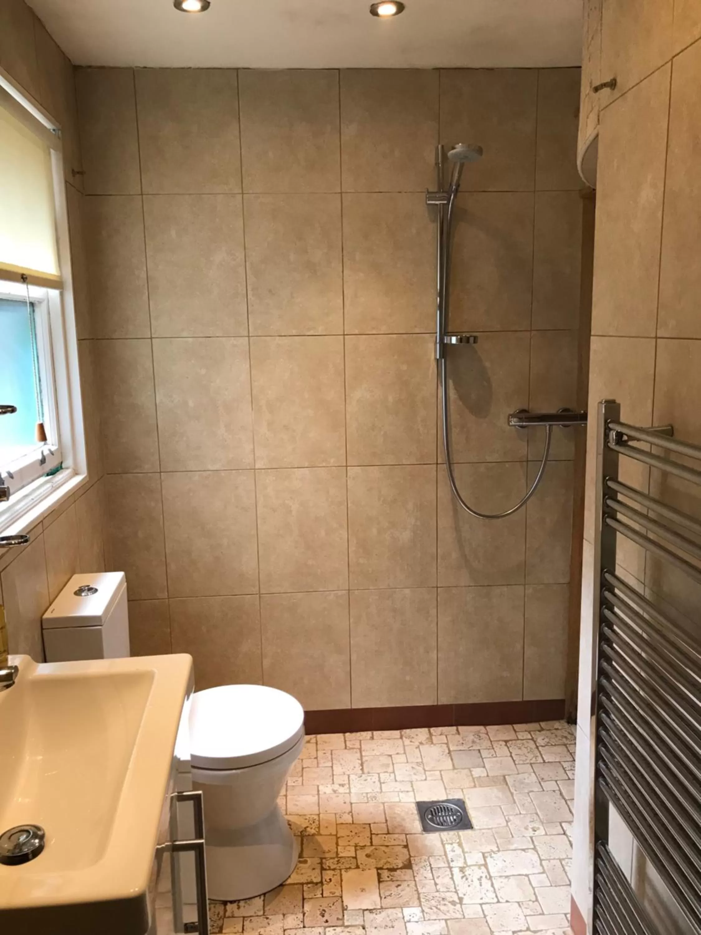 Shower in Ashtree House Hotel, Glasgow Airport & Paisley