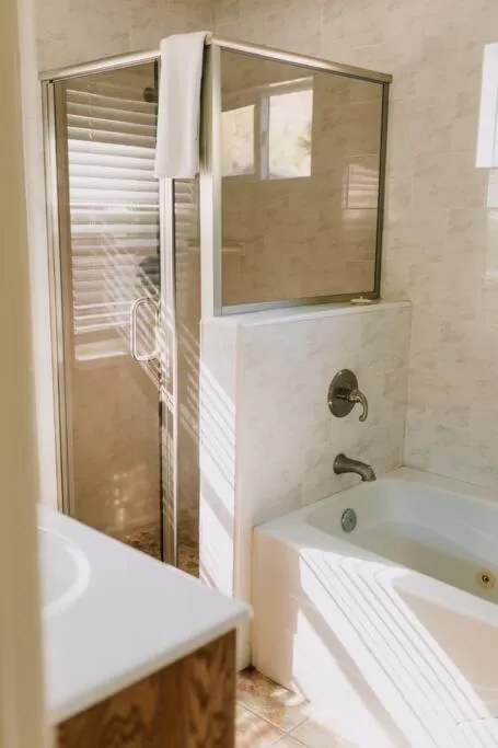 Bathroom in The Long Barn Lodge