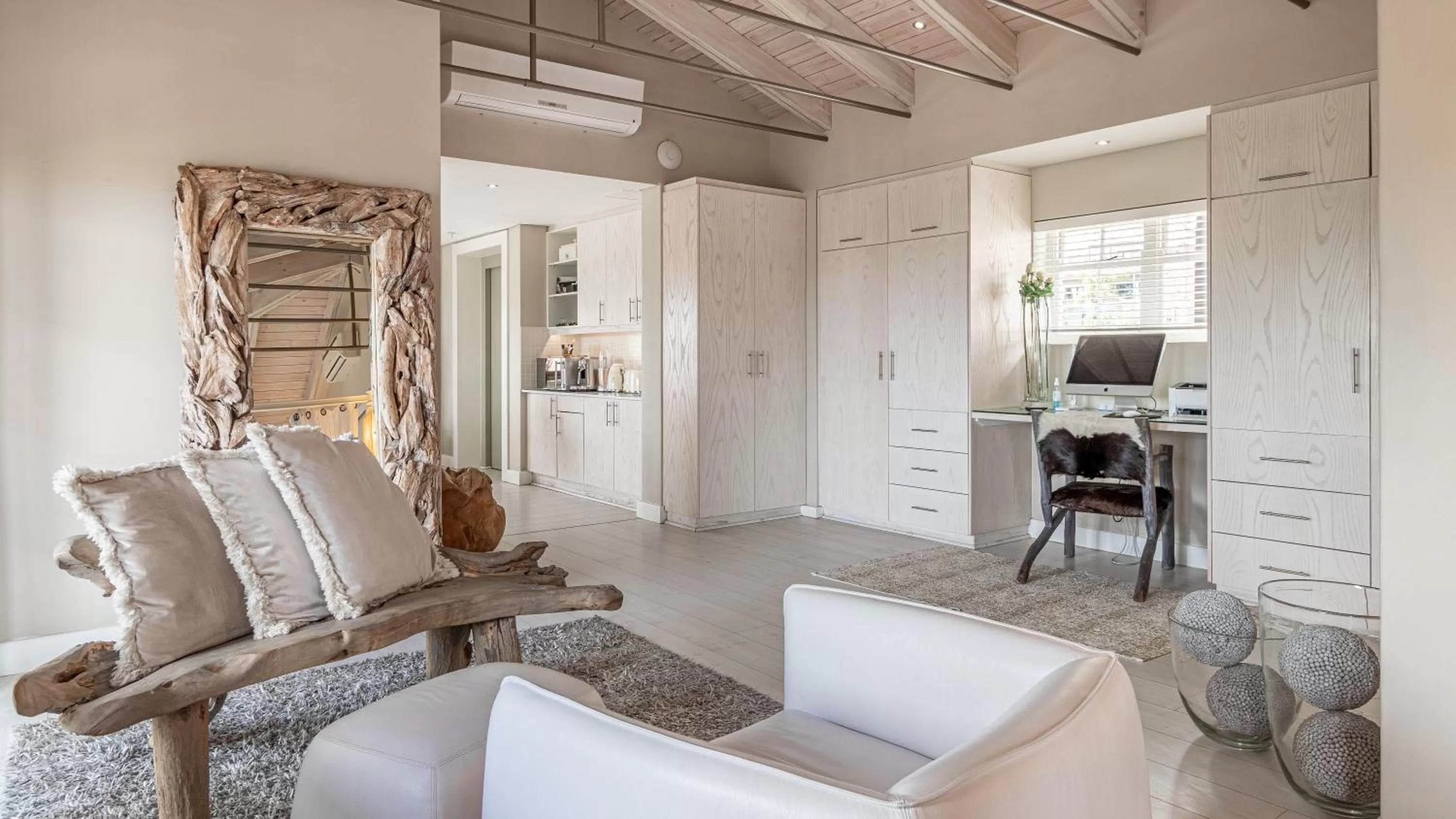 Seating area in The Glen Boutique Hotel & Spa