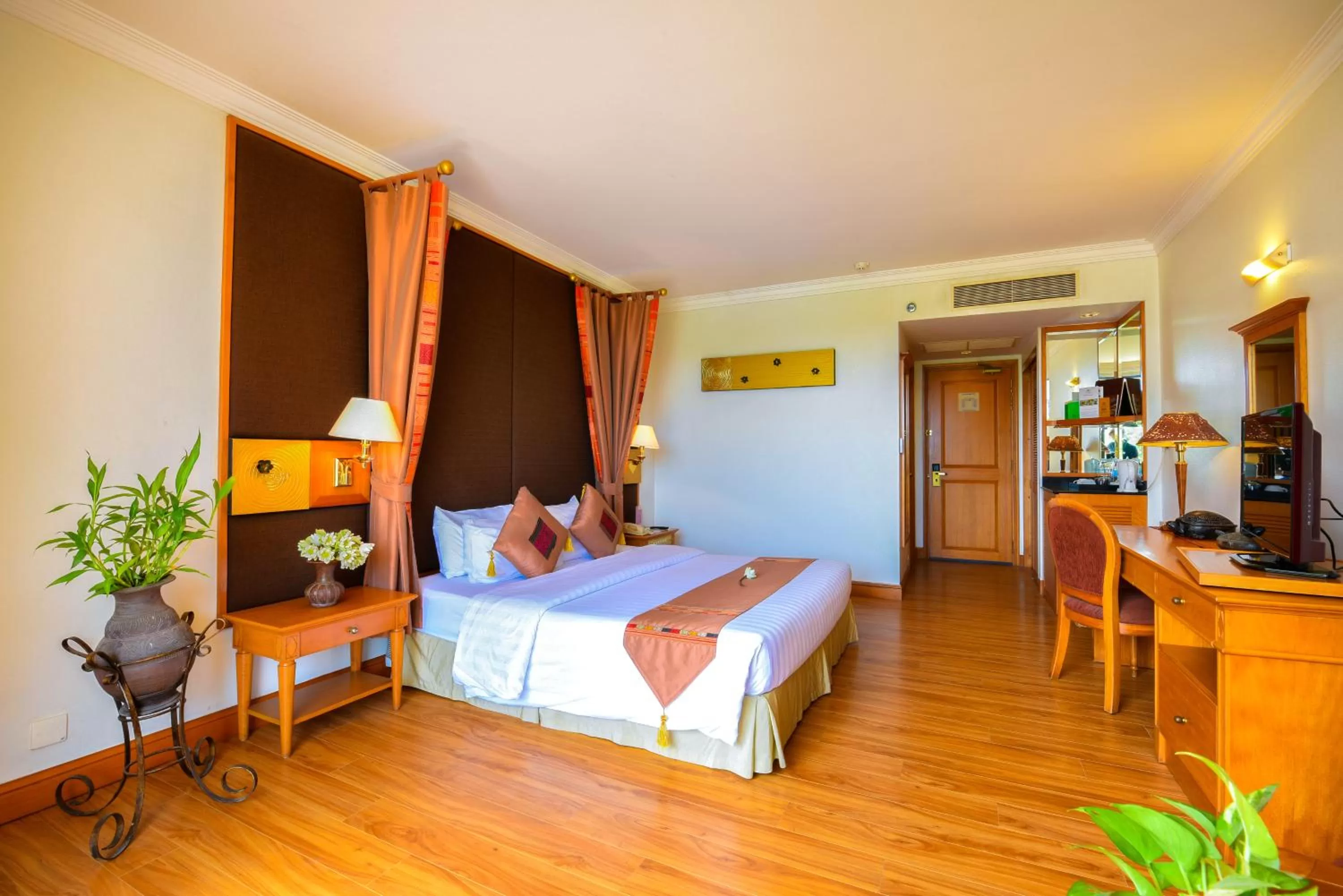 Photo of the whole room, Bed in Angkor Century Resort & Spa