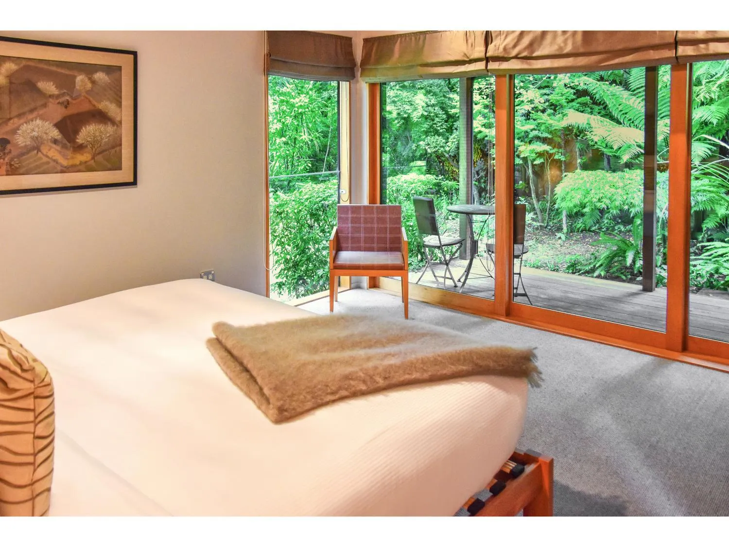 King Room with Private Garden in River Birches