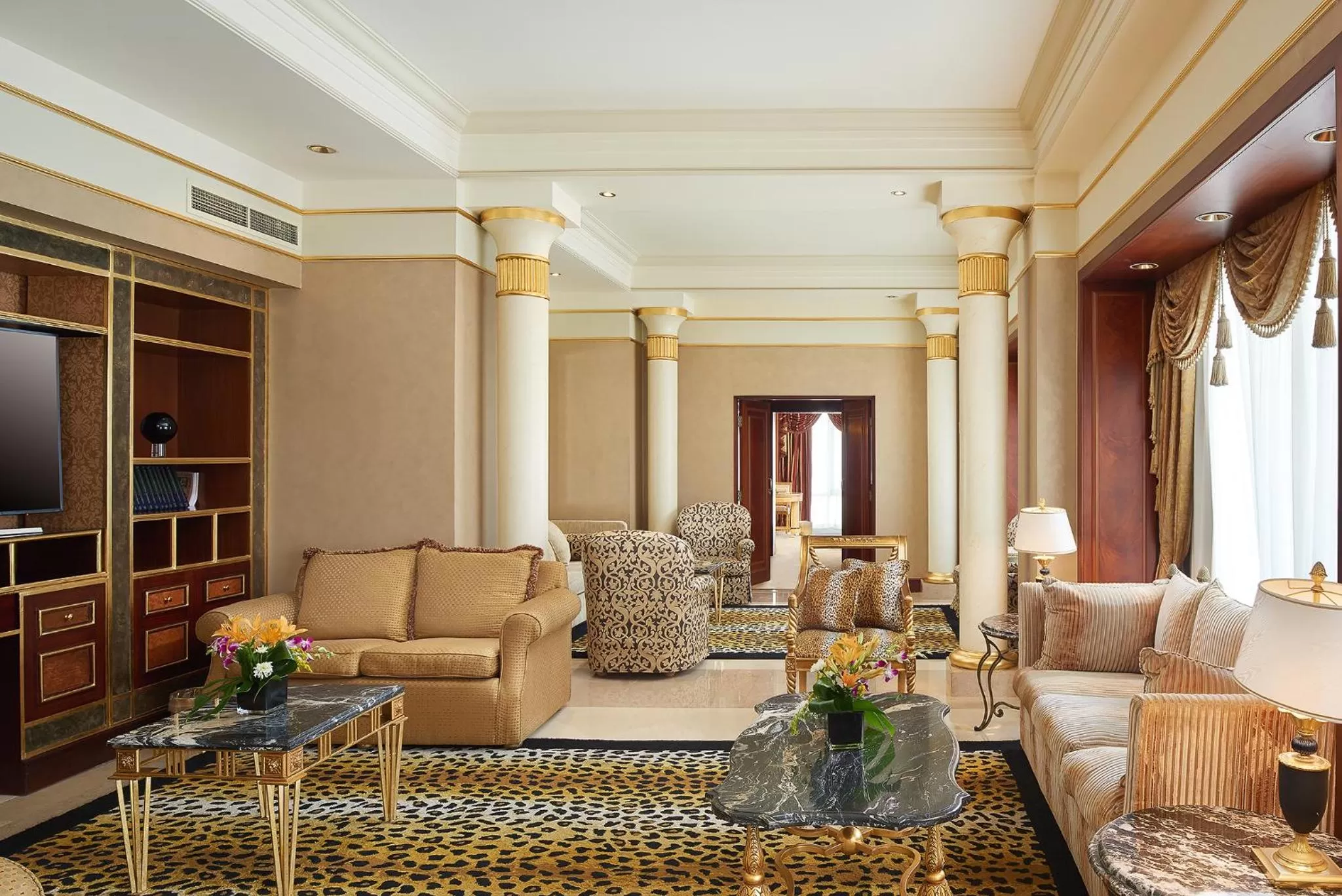 Seating area in Hilton Cairo Grand Nile