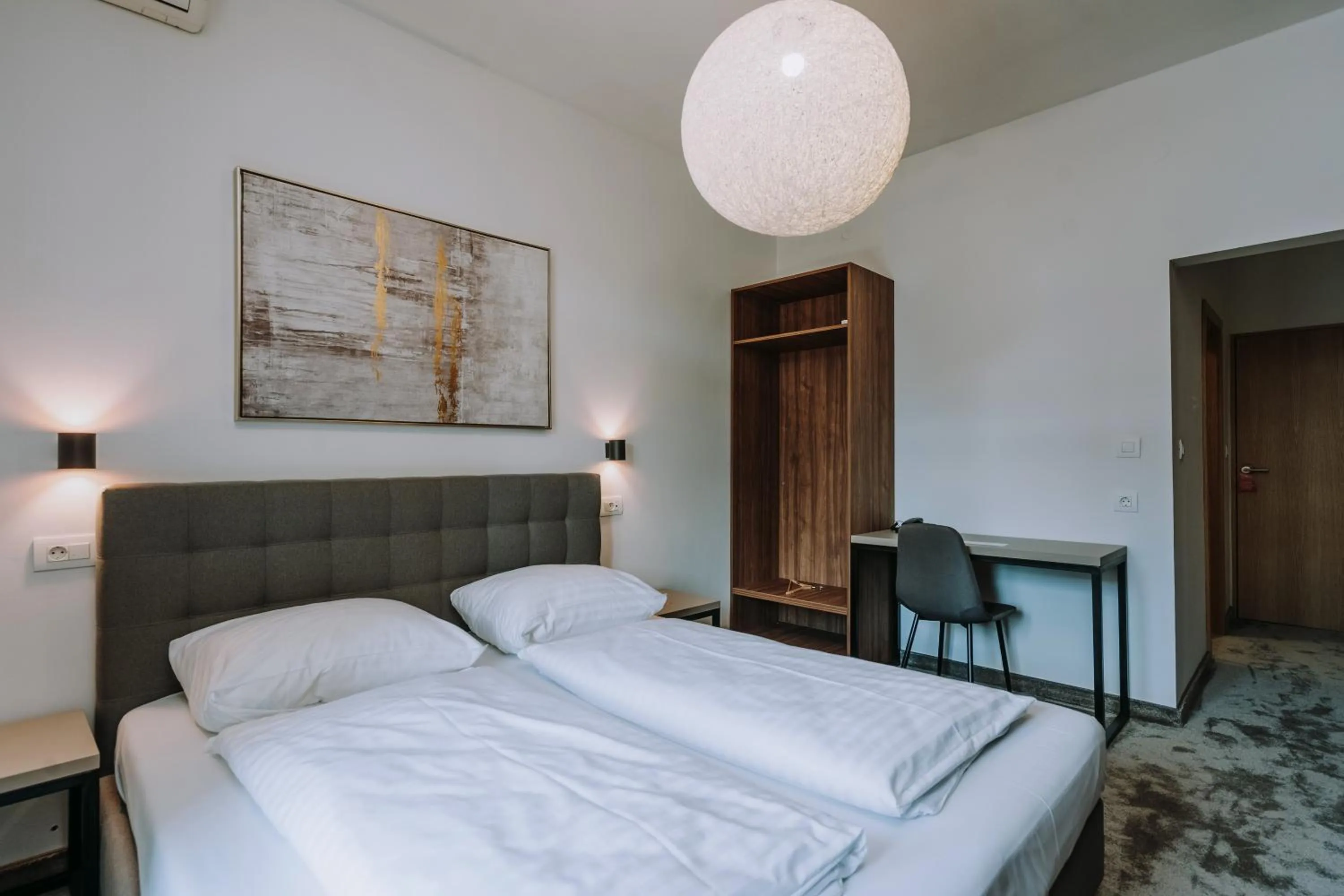 Bed in Hotel Sliško