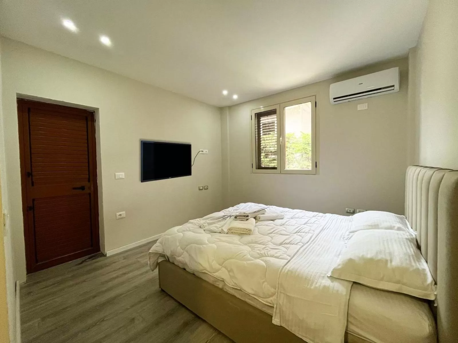 Deluxe Double Room with Balcony in Belix Hotel Apartments, Near the Beach