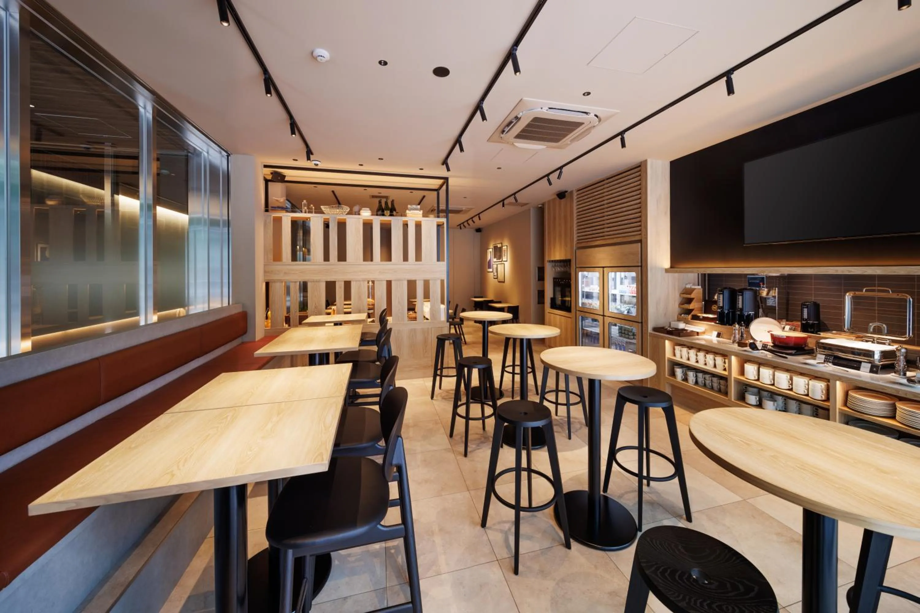 Restaurant/places to eat in the b ginza