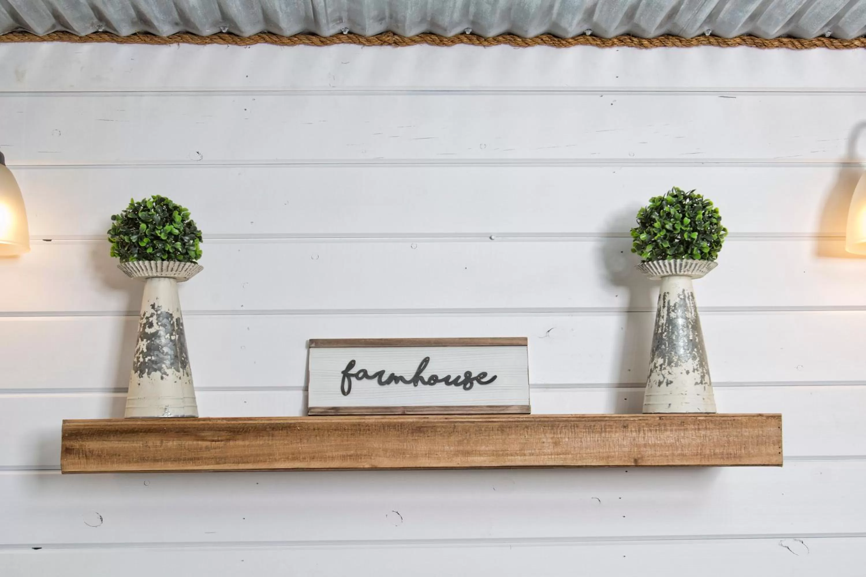 Decorative detail in Stateline Cabin