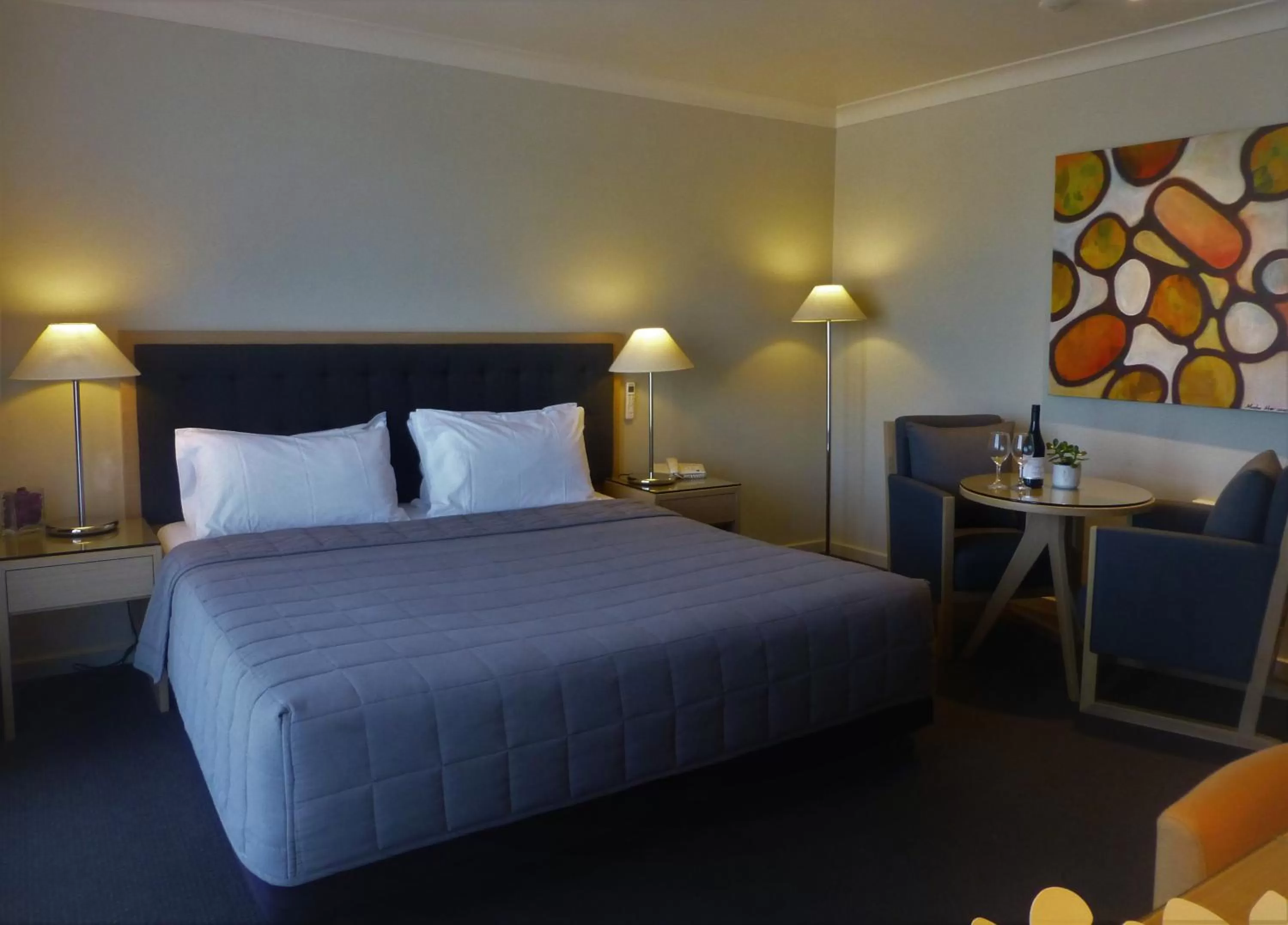 Bed in Park Ridge Retreat