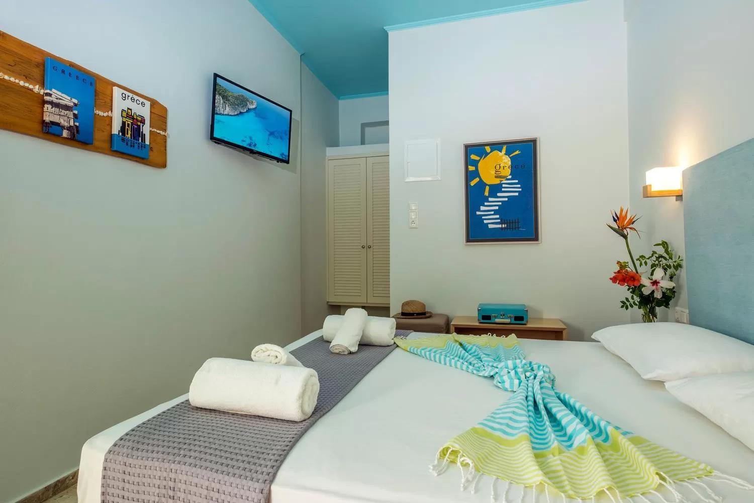 Bed in Aris Boutique Hotel