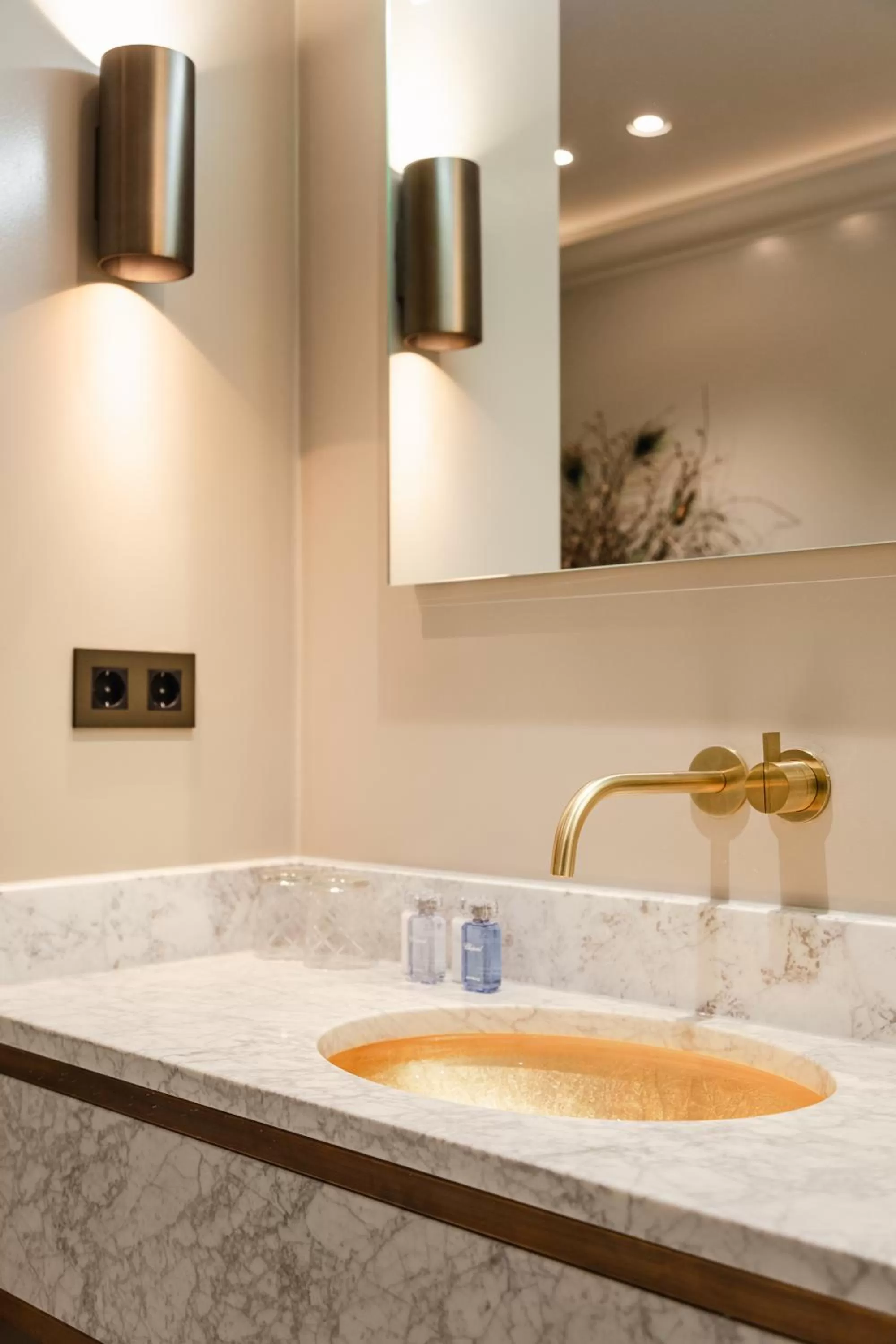 Bathroom in Hotel 717