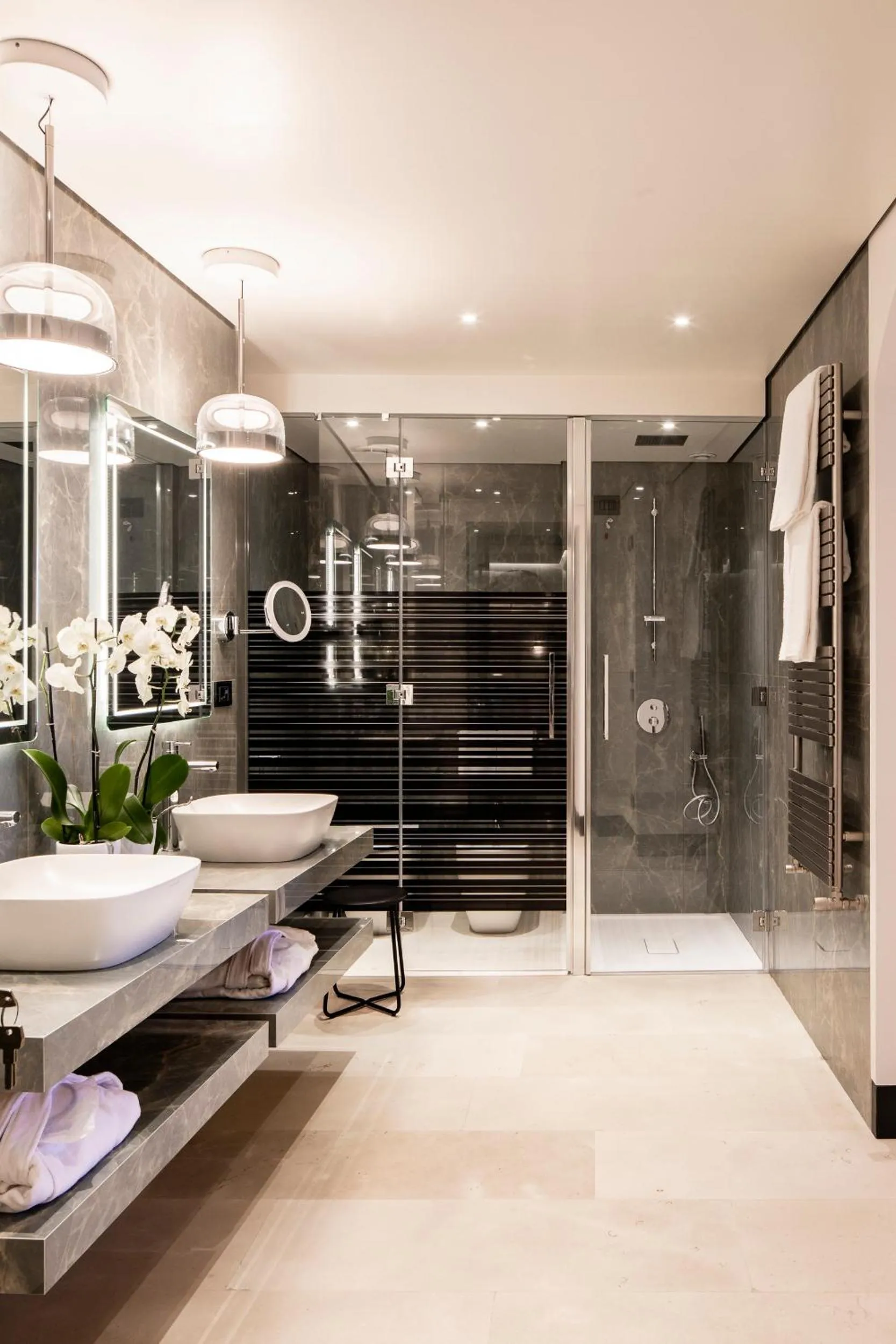 Bathroom in Grand Hotel Angiolieri