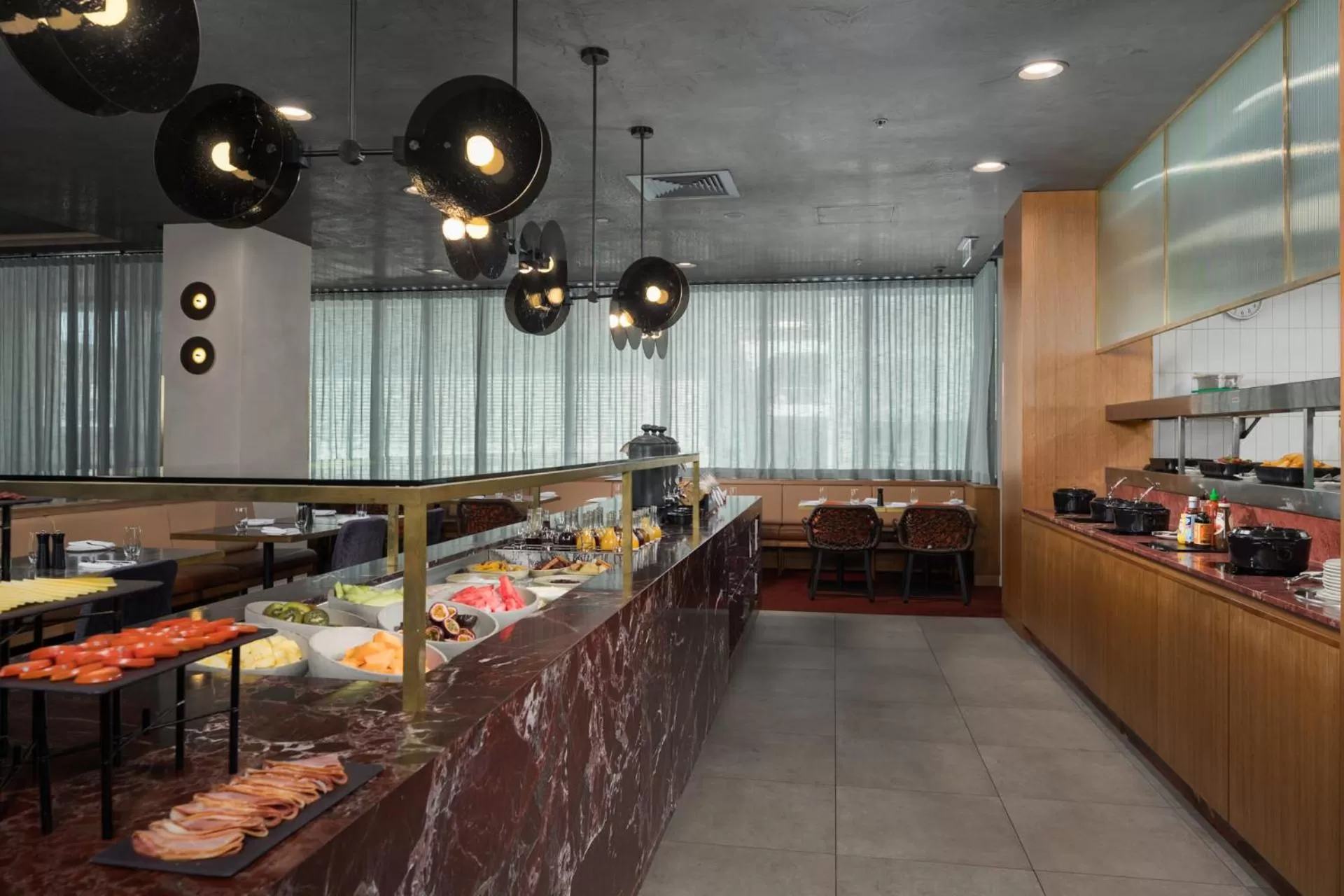 Restaurant/places to eat in Rydges Sydney Airport Hotel