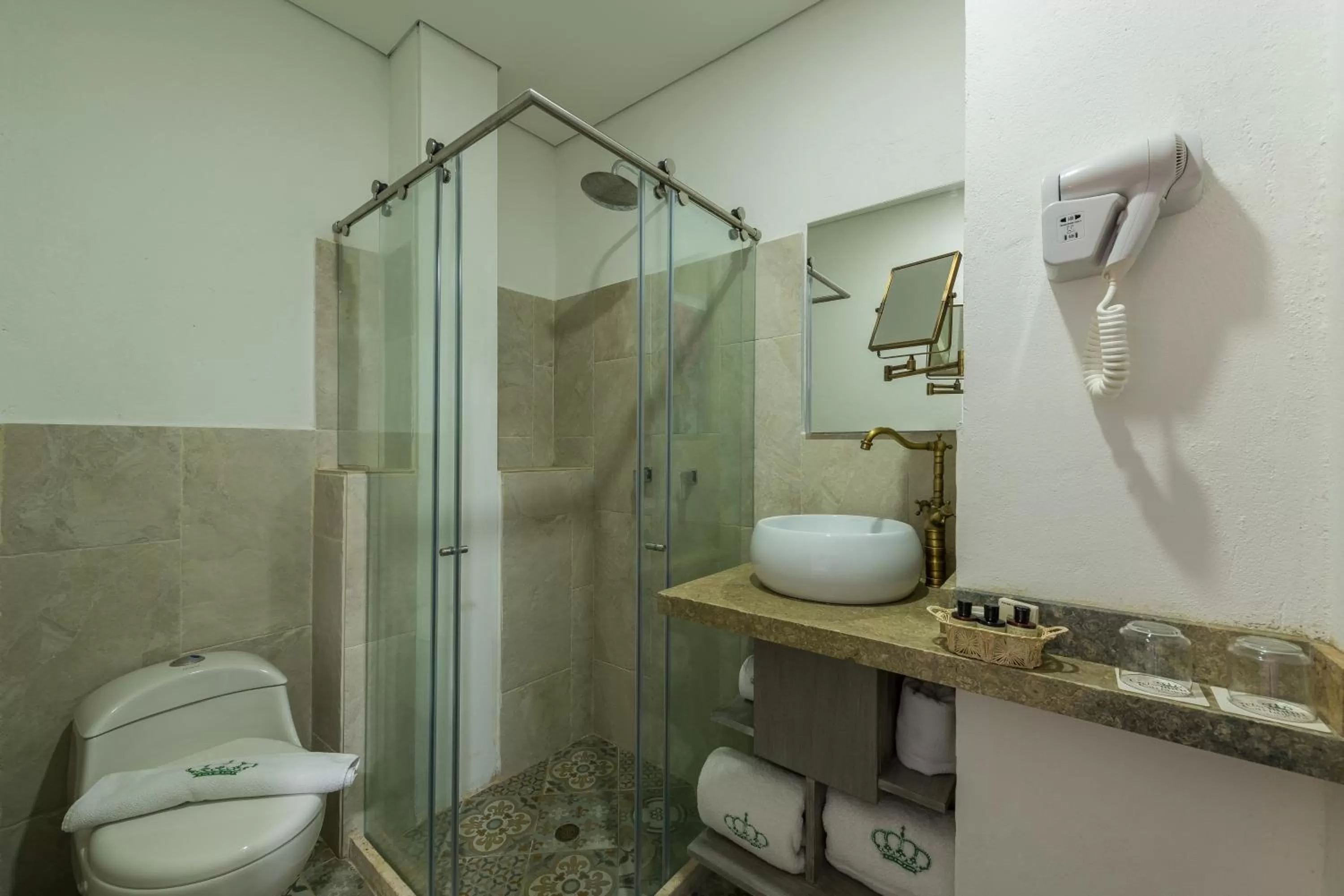 Shower in Getsemani Cartagena Hotel