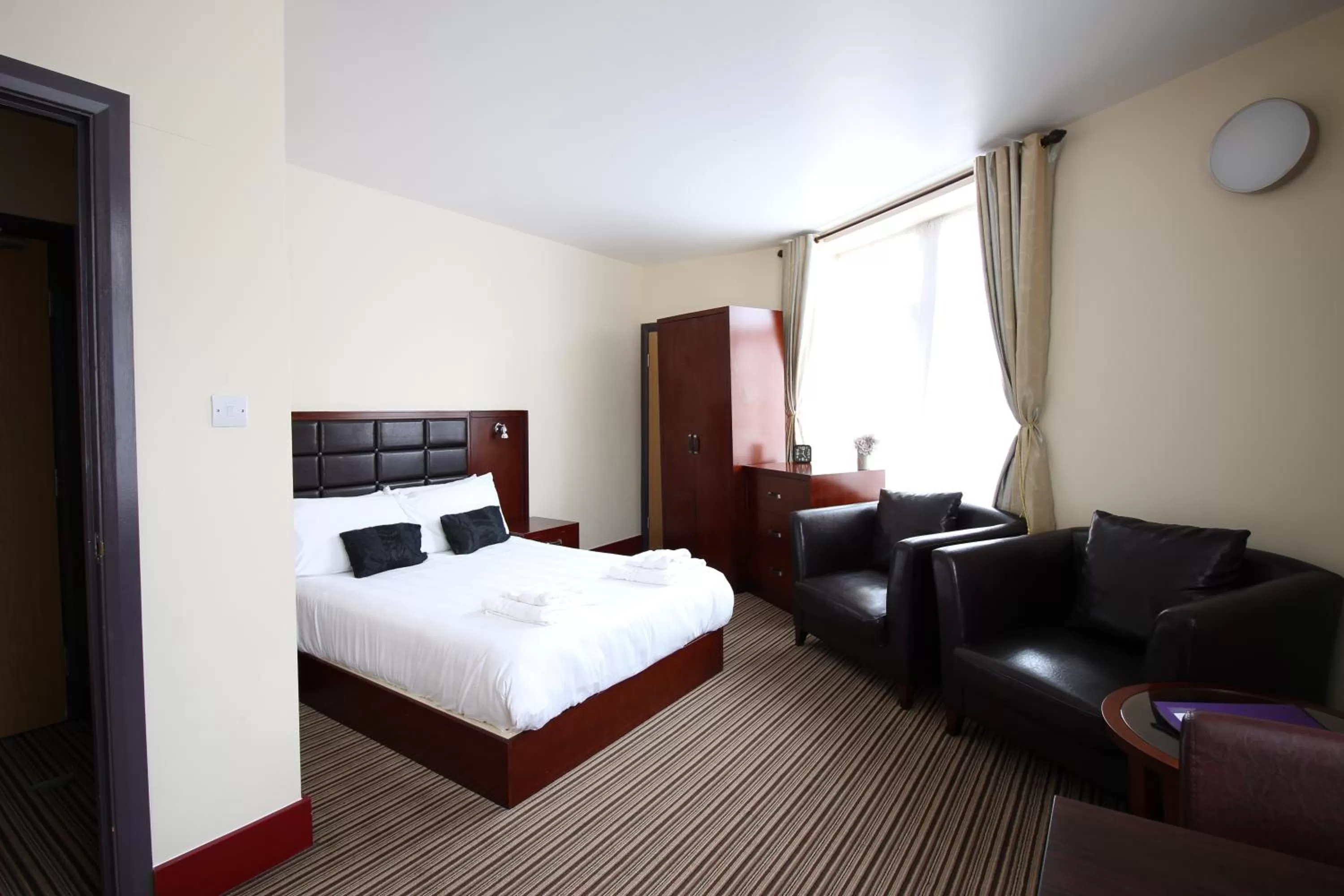 Bedroom in William's Hillsborough Apartments