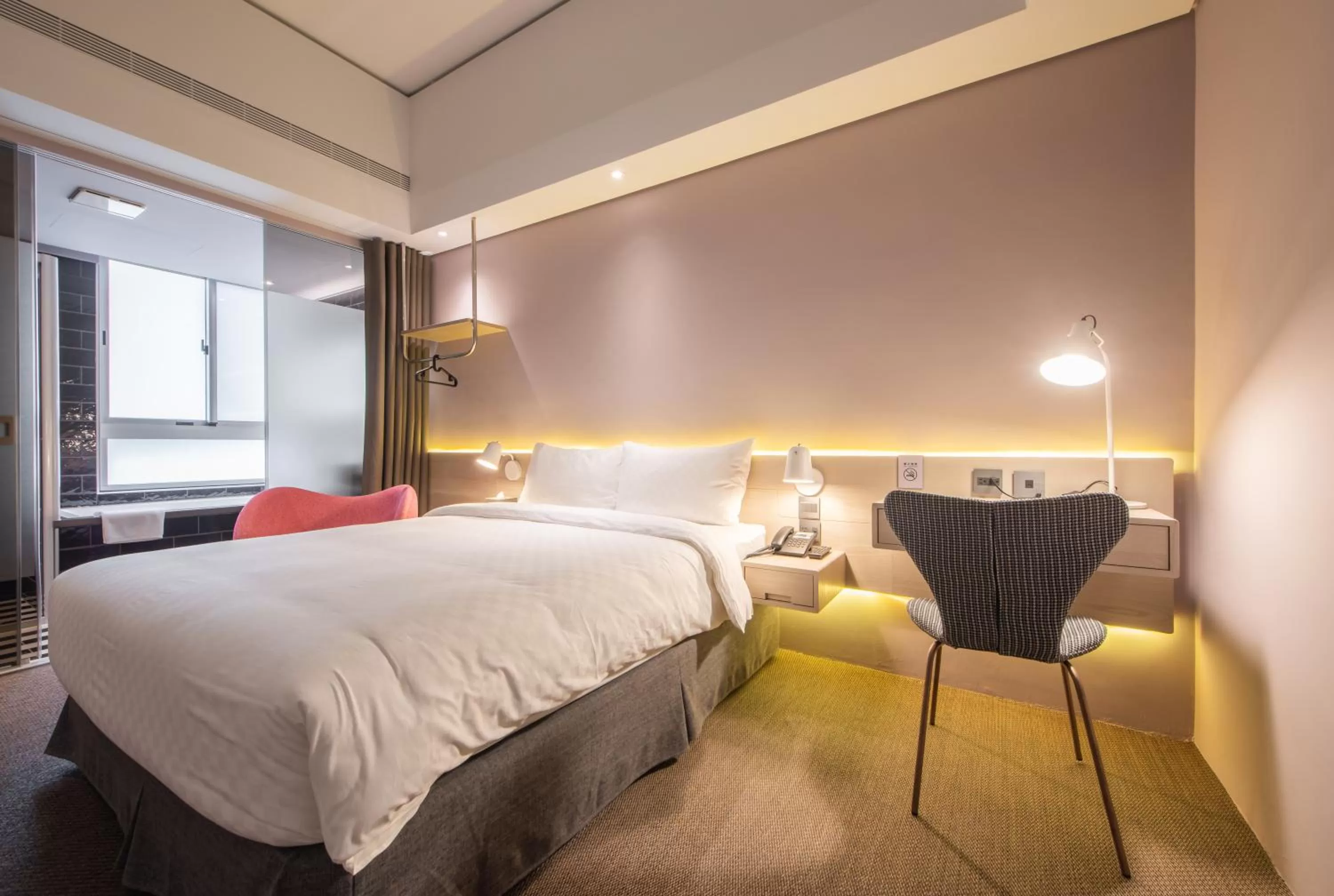 Photo of the whole room, Bed in Ramble Hotel