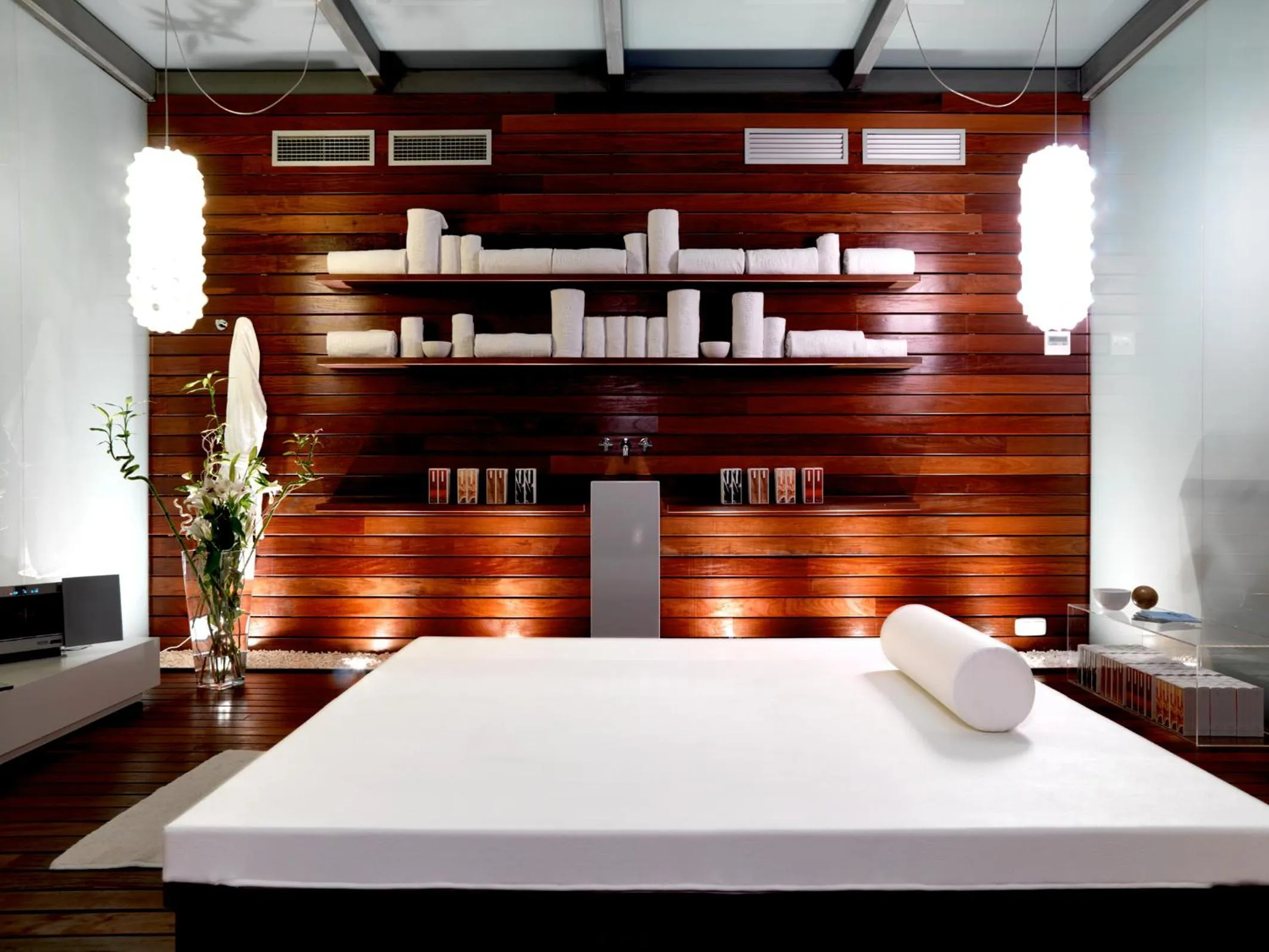 Spa and wellness centre/facilities, Bed in Hospes Palau de La Mar, Valencia, a Member of Design Hotels