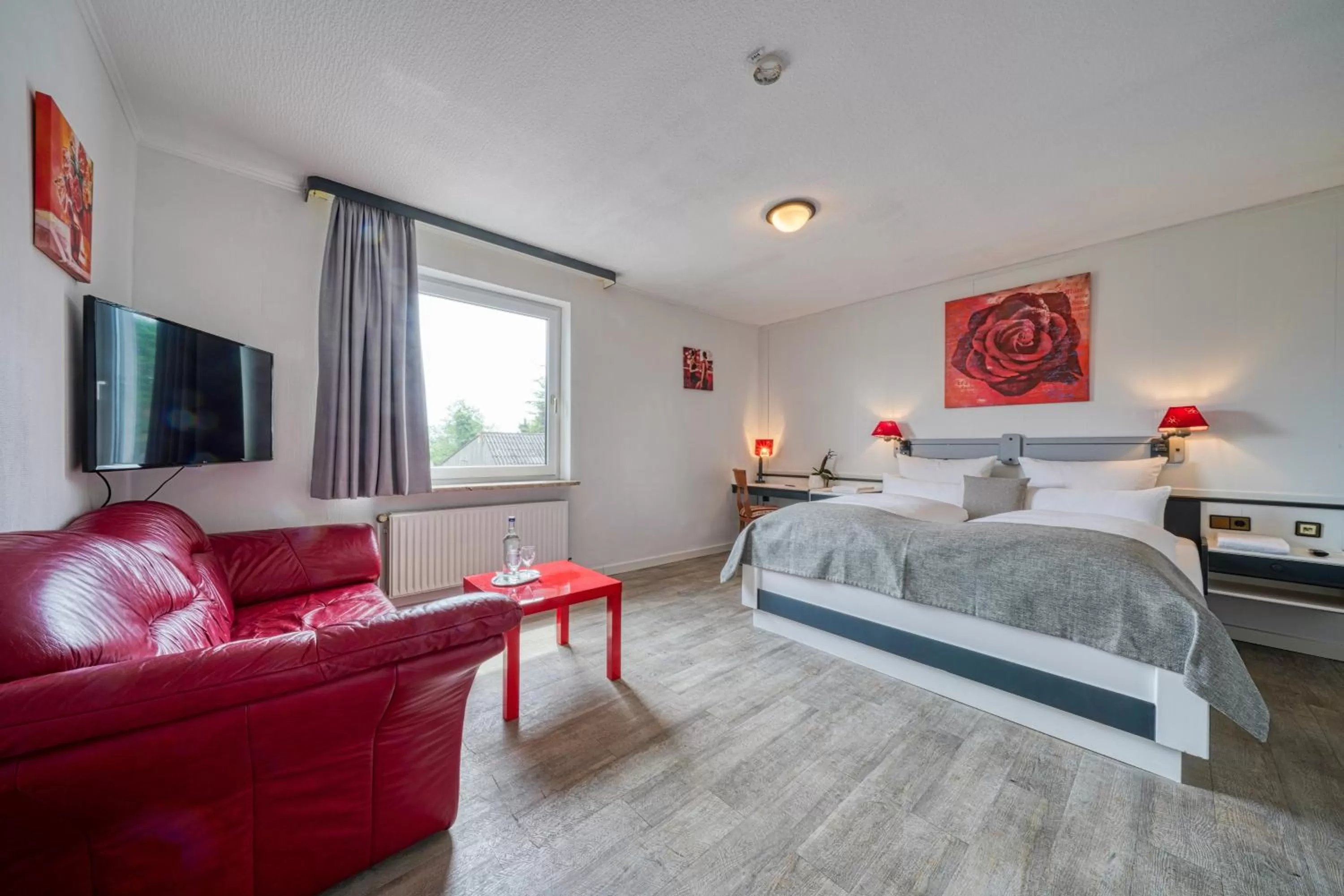 Photo of the whole room, Bed in Hotel Seeblick Försterhaus