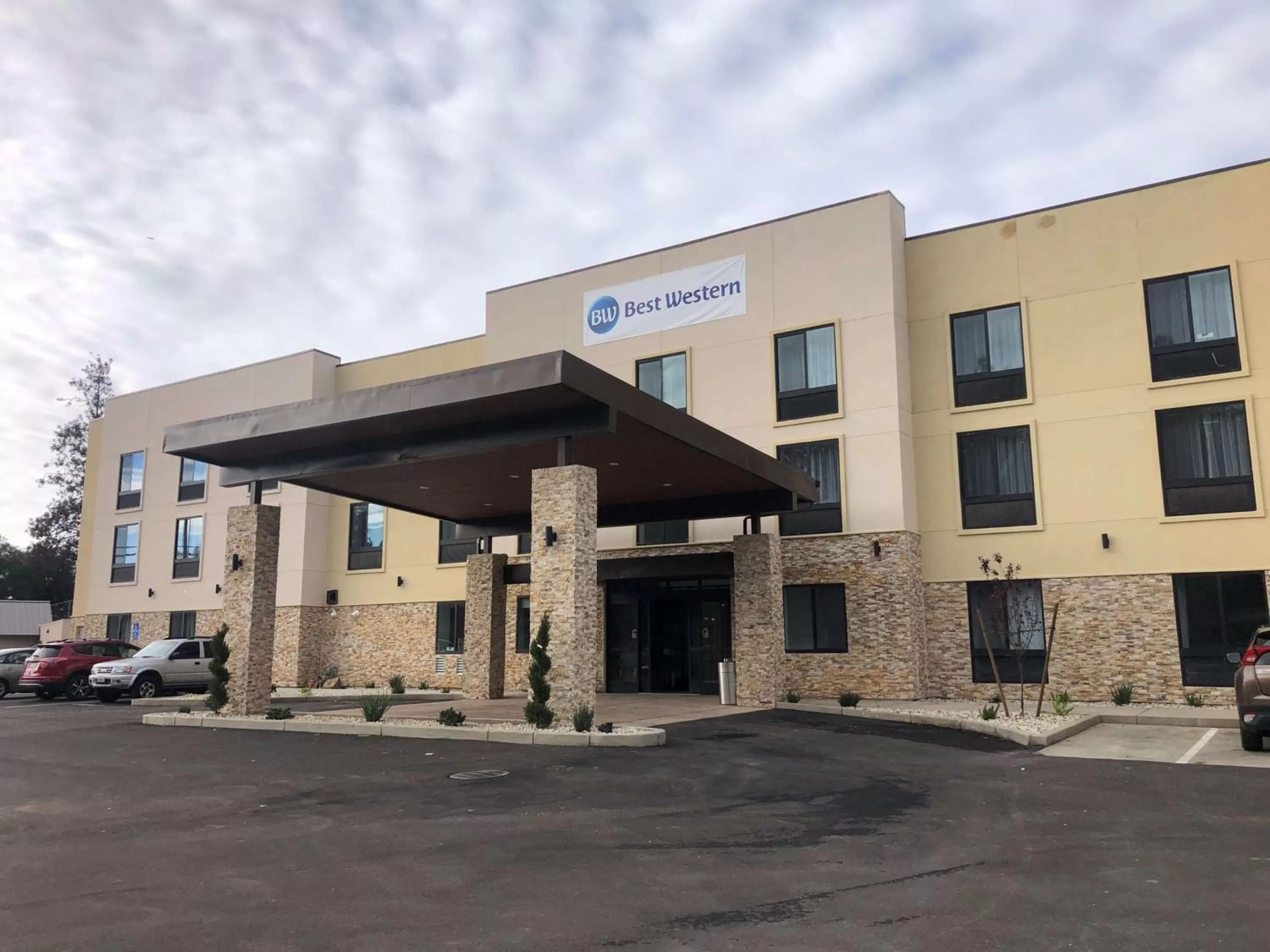 Property building in Best Western Colfax