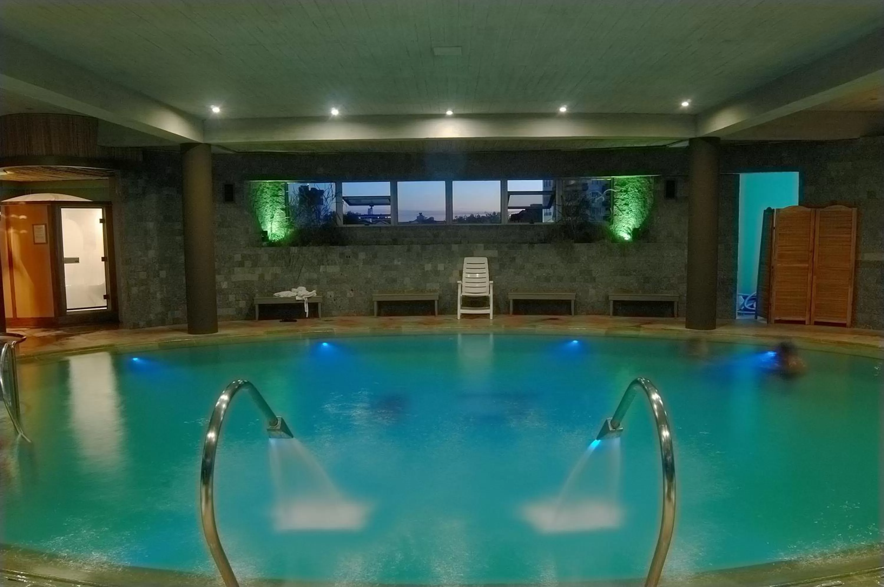 Swimming pool in Hosteria Tequendama Classic & Resort