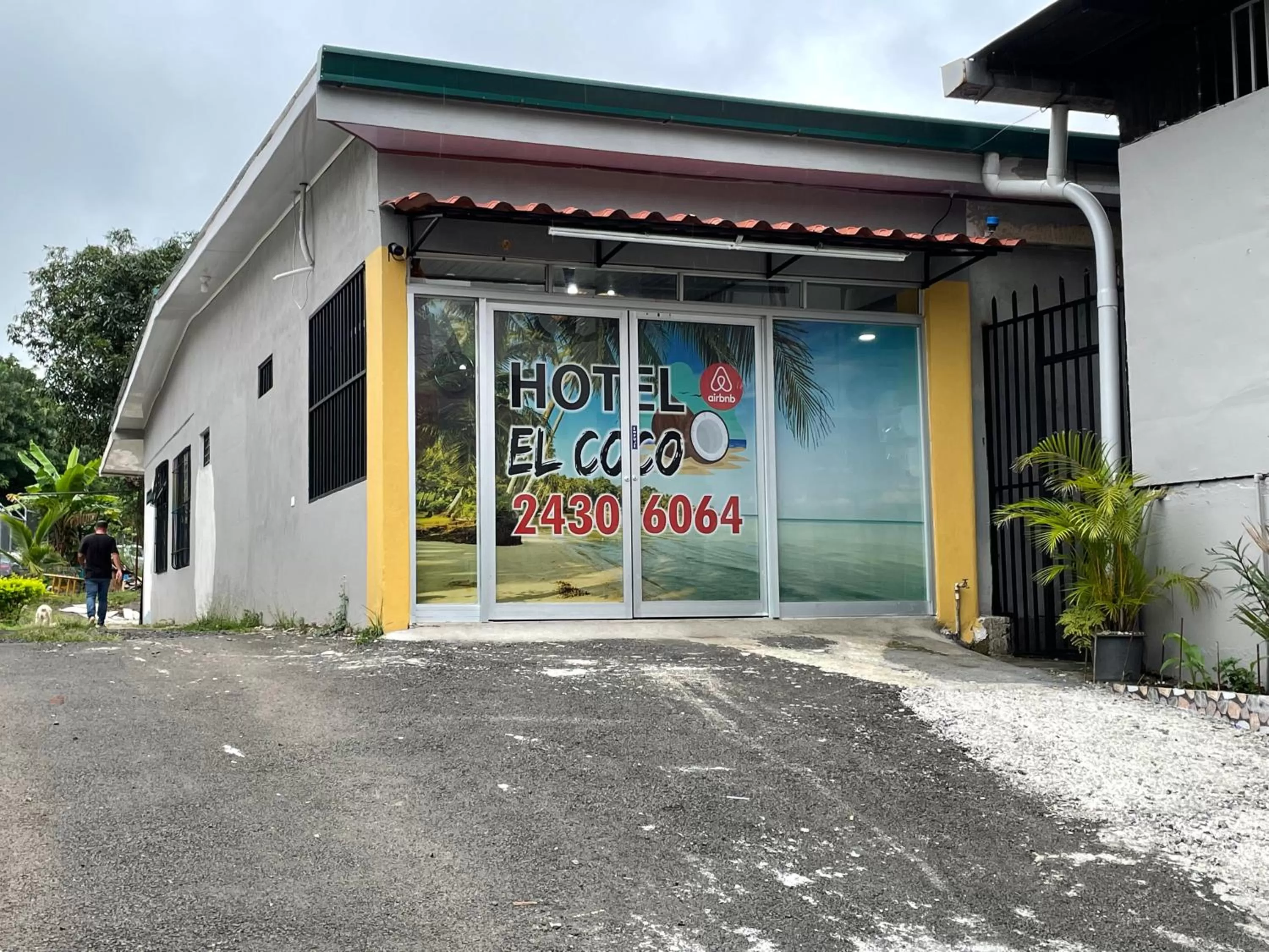 Facade/entrance in Hotel El Coco