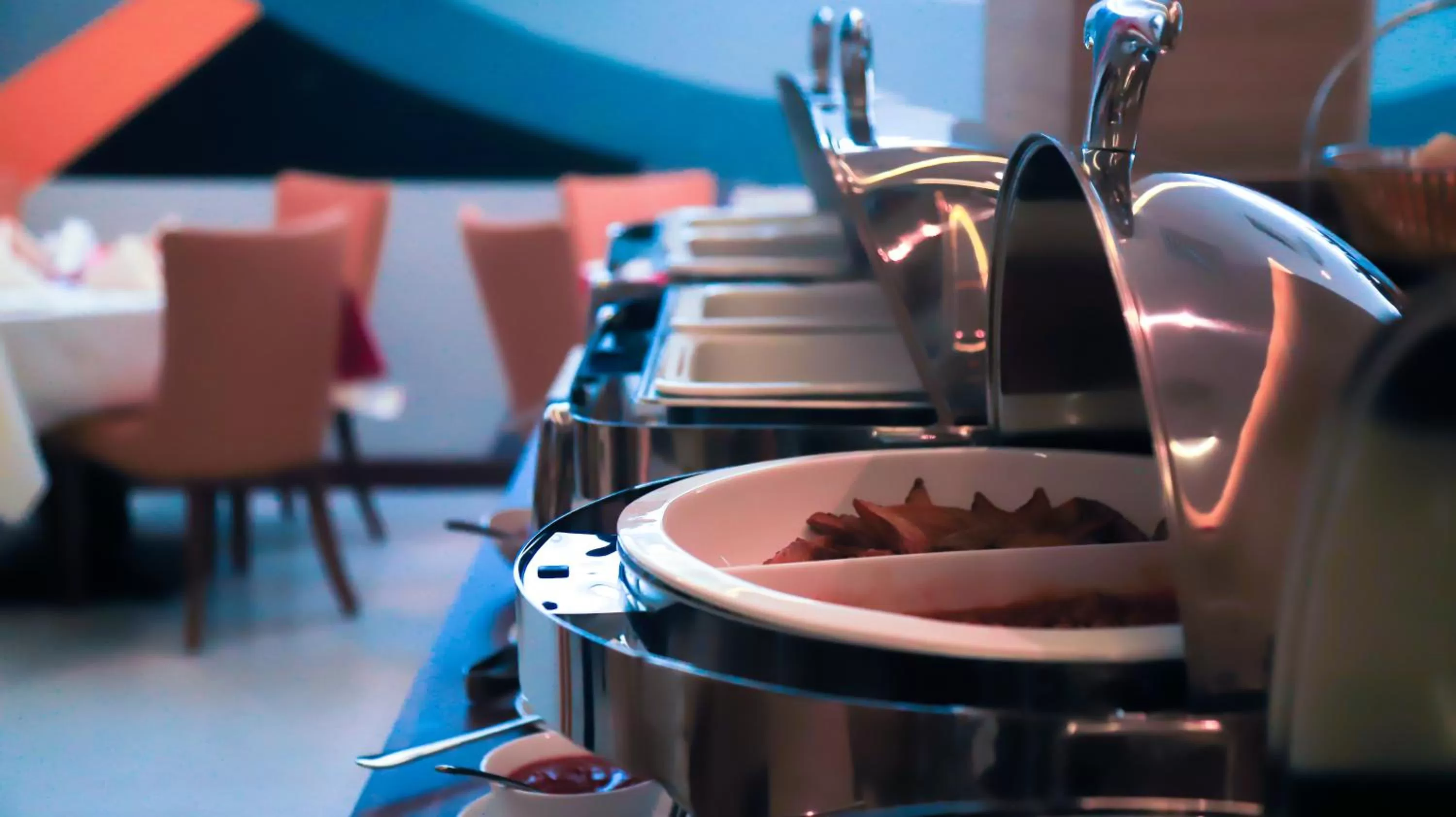 Restaurant/places to eat in Le Wana Hotel