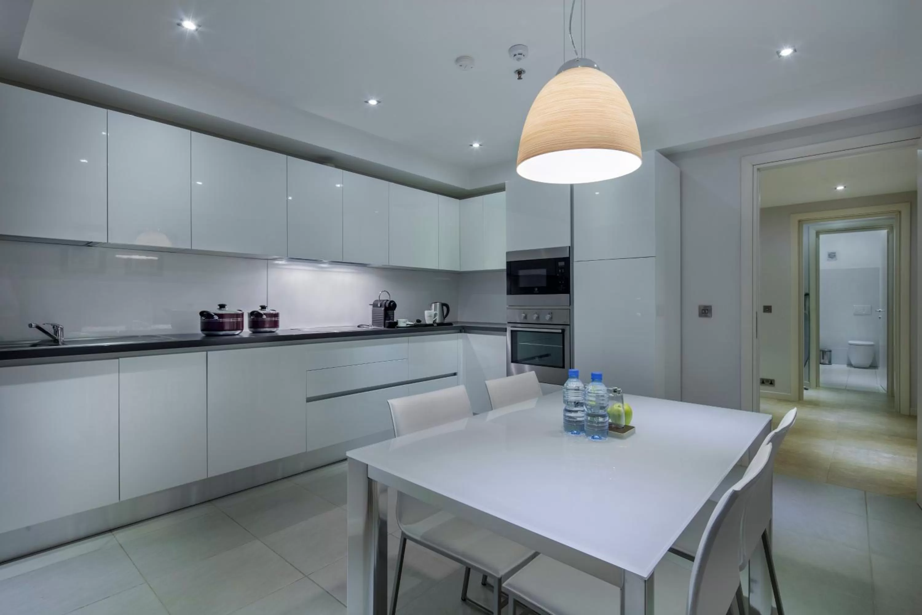 Coffee/tea facilities in Fraser Suites Abuja