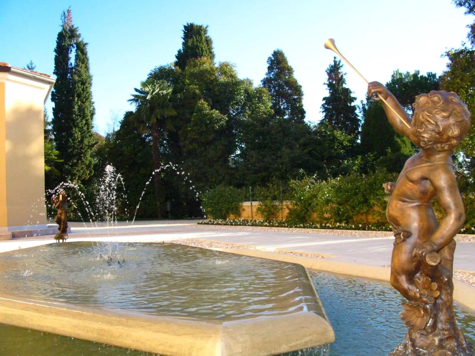 Facade/entrance in Villa Scalabrini