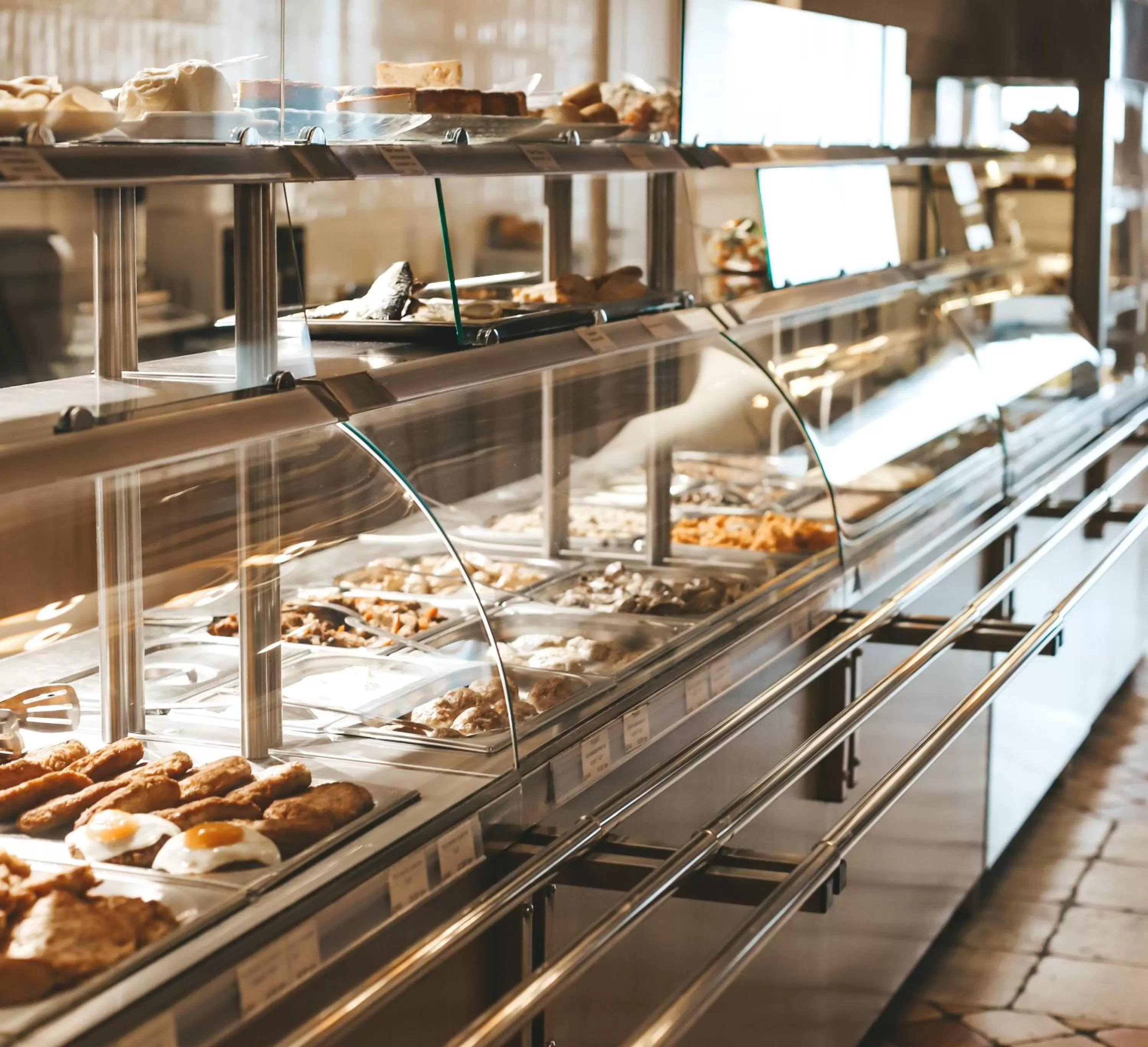 Food in Georg Palace Hotel