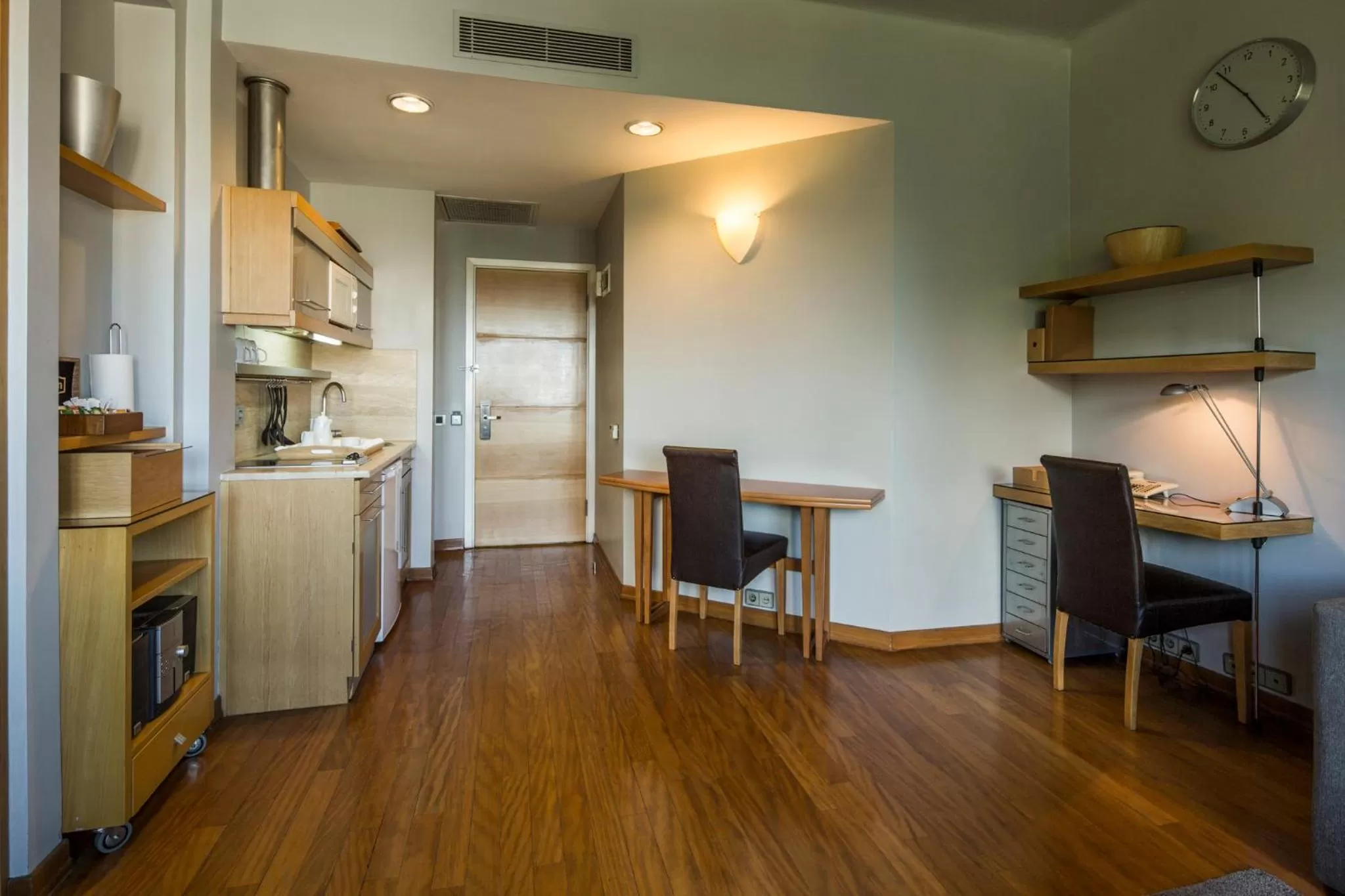 Kitchen or kitchenette in Taxim Suites Residences Istanbul