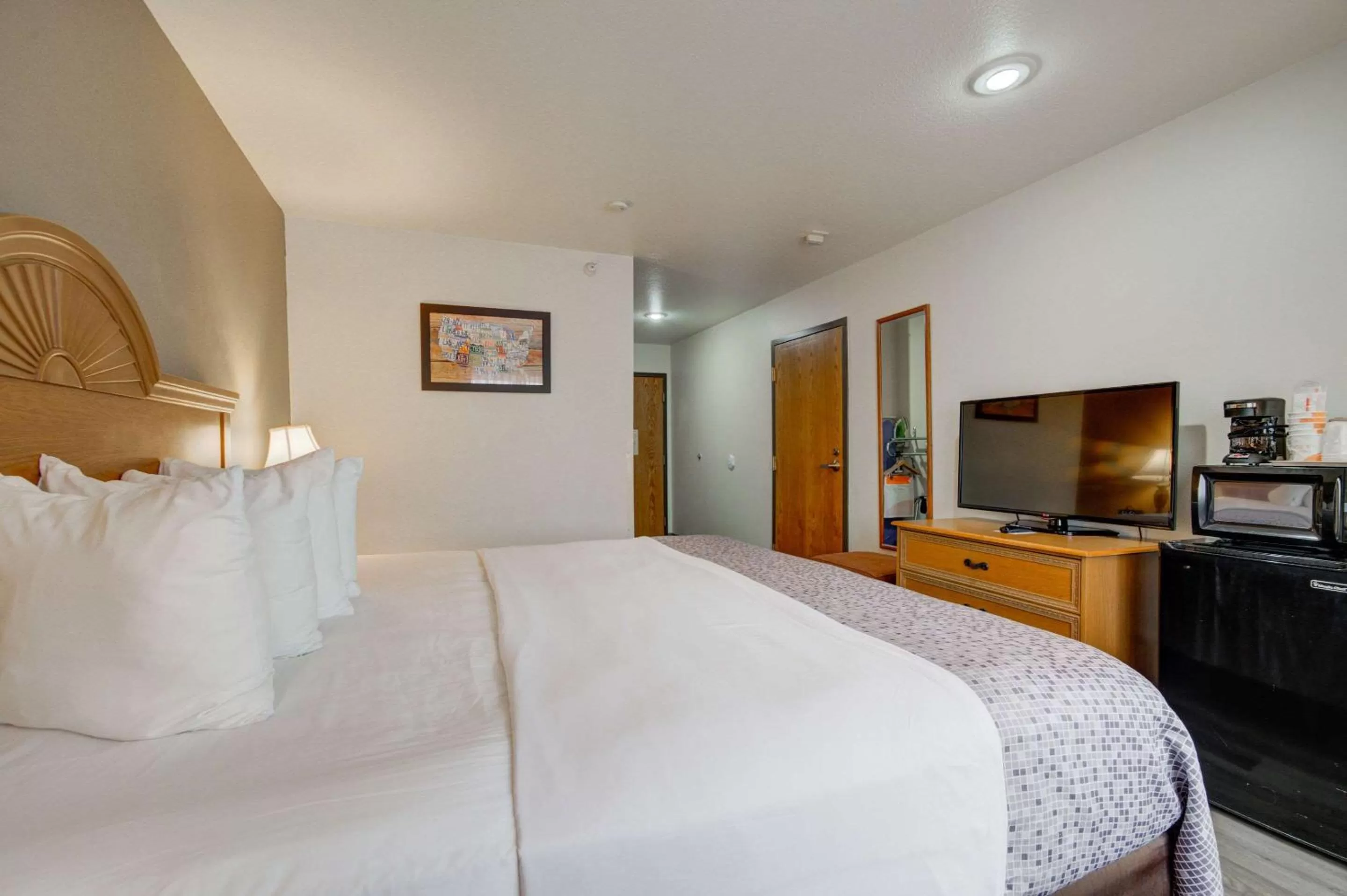 Bedroom, Bed in Econo Lodge Livingston Gateway to Yellowstone