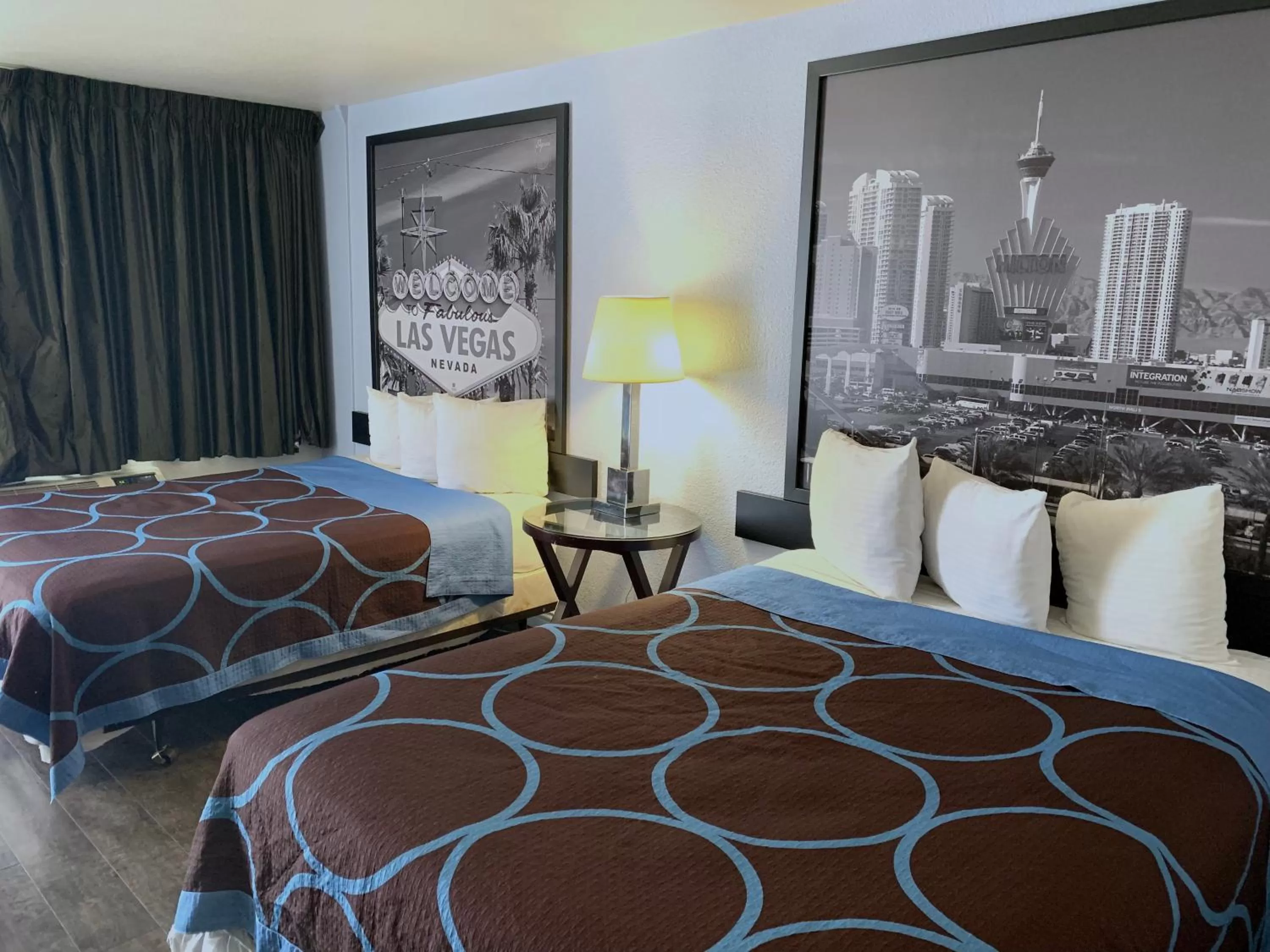 Bed in Super 8 by Wyndham Las Vegas North Strip/Fremont St. Area