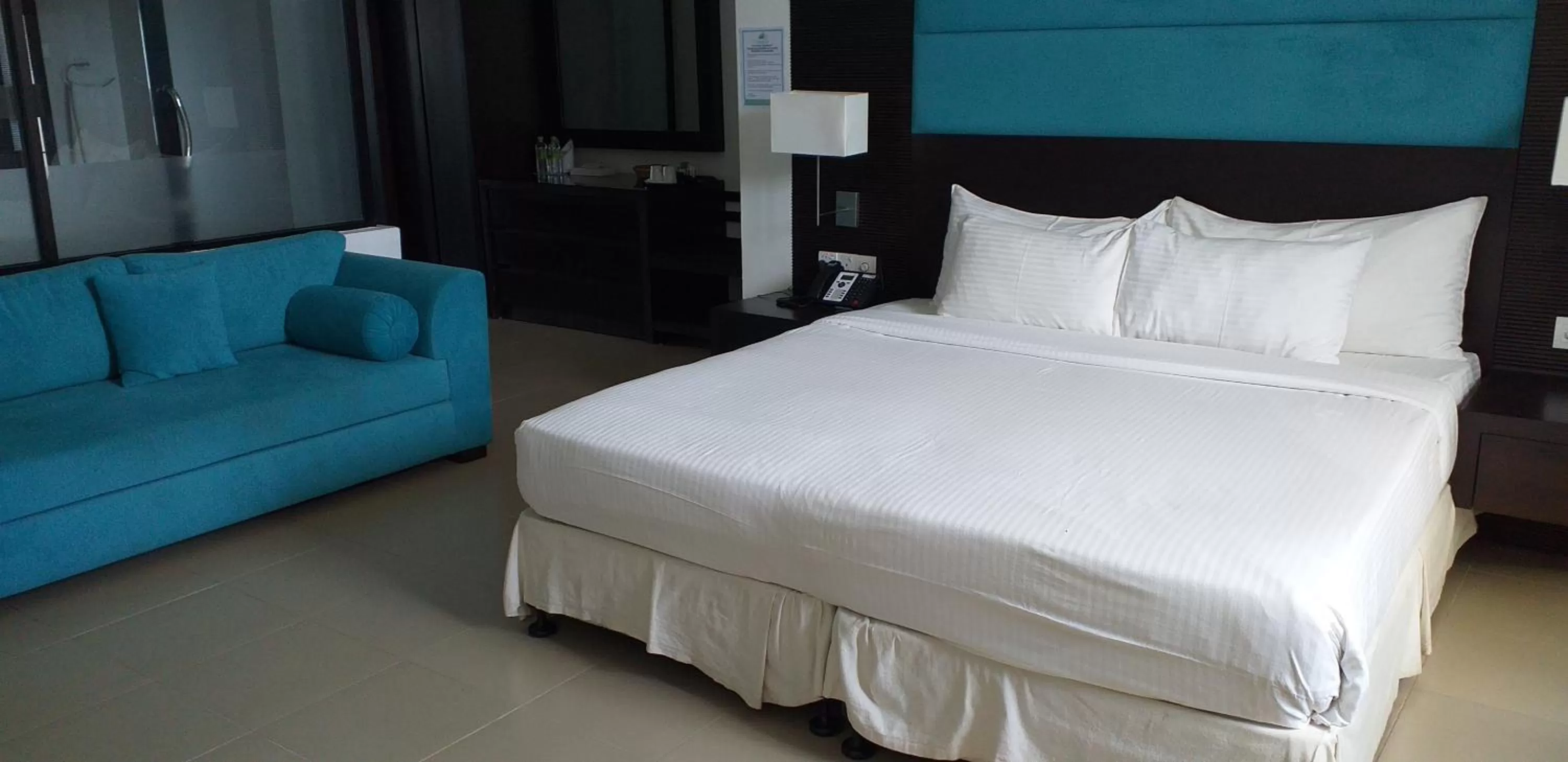 Bed in Mountain Heavens