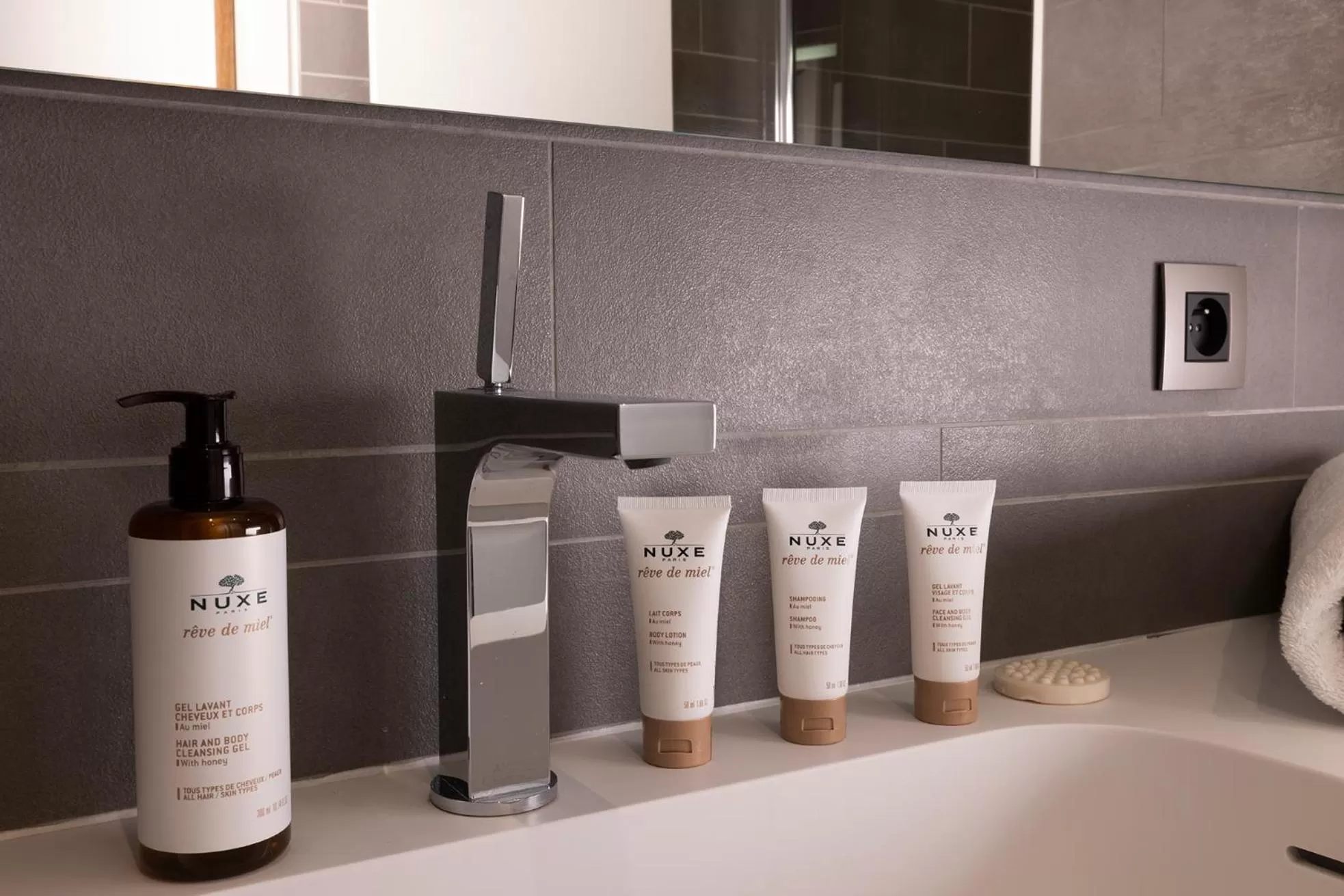 Bathroom in L-Avenue