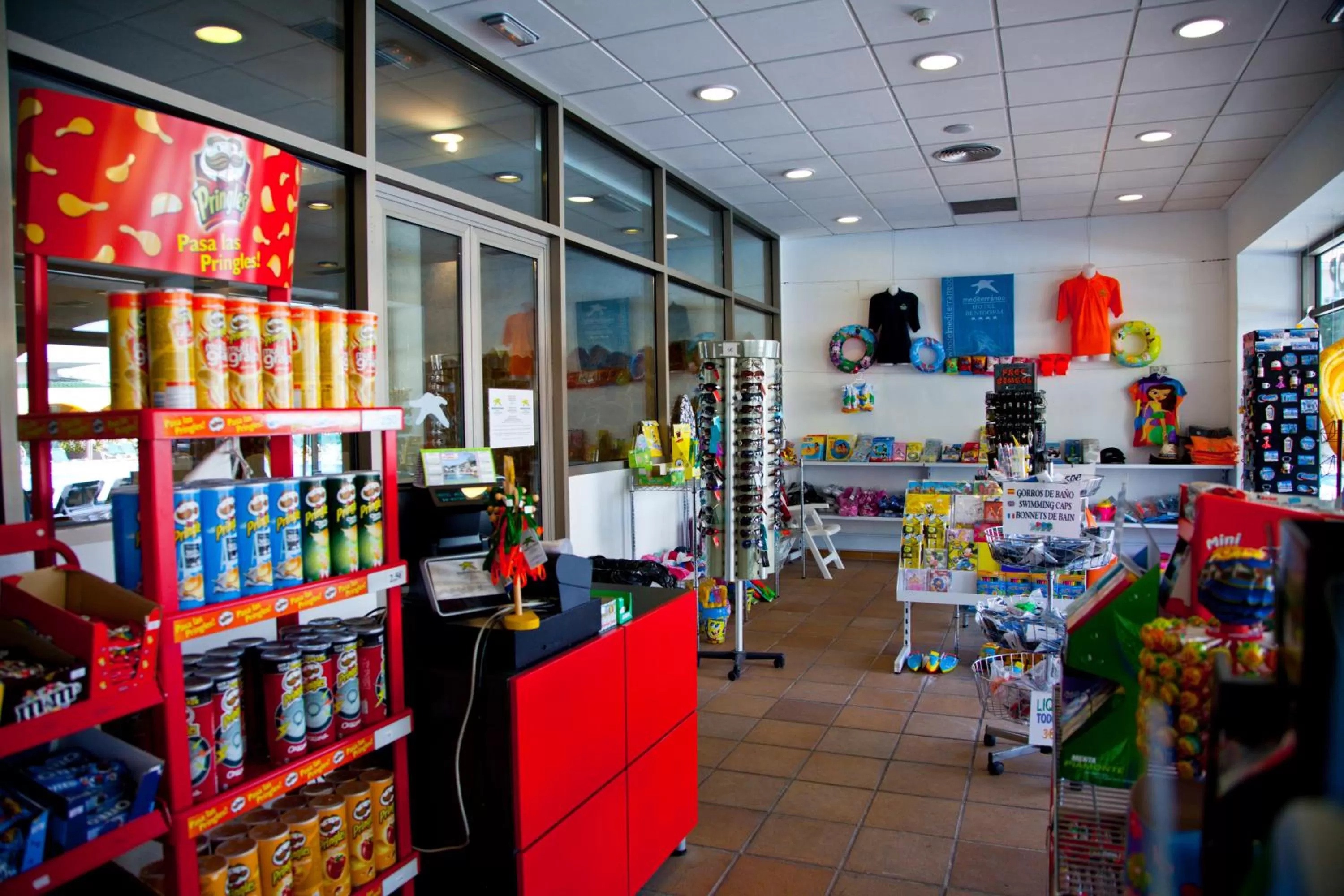 On-site shops in Hotel Mediterraneo