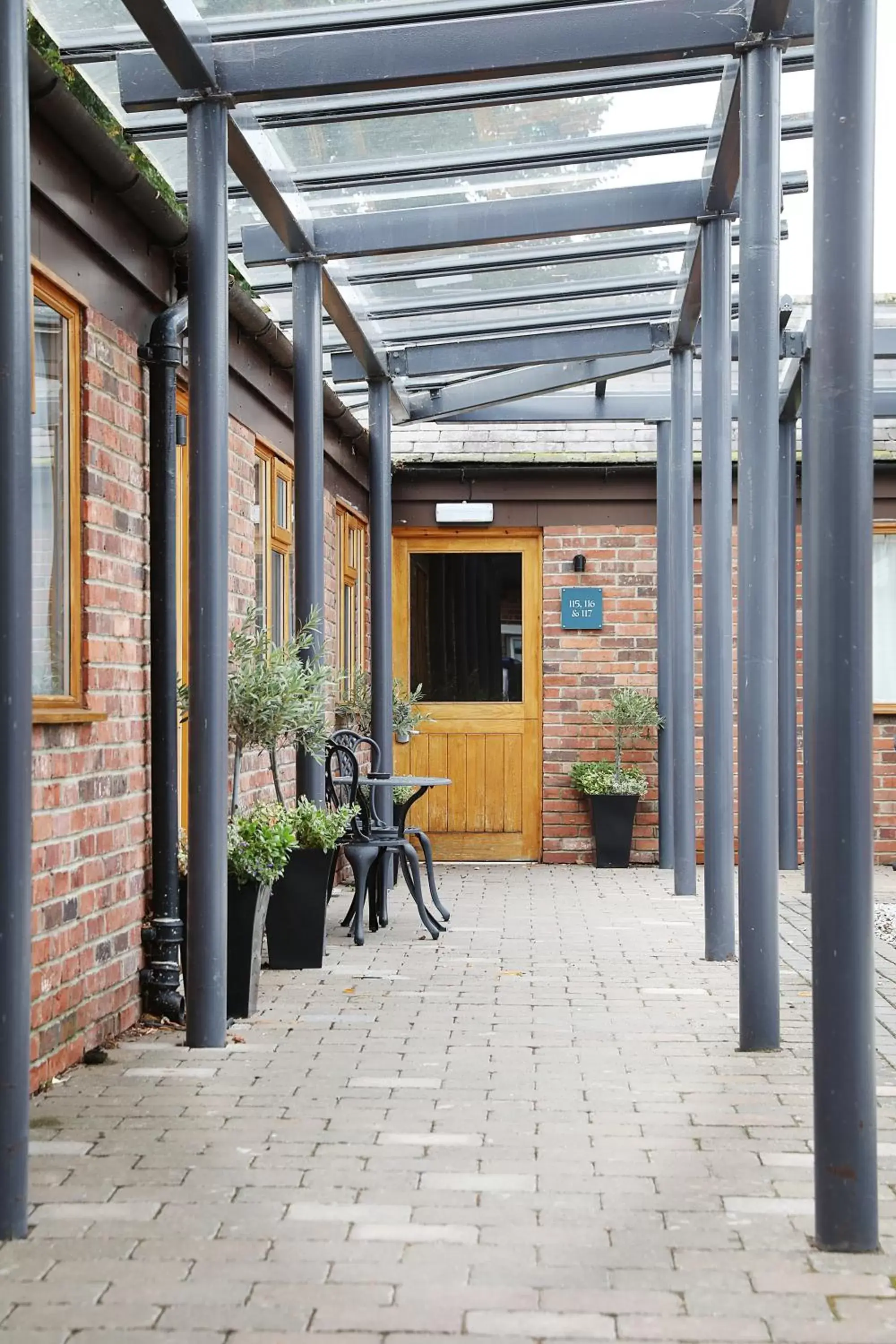 Courtyard Classic Room in Elmbank York, Tapestry Collection by Hilton Courtyard Classic Room in Elmbank York, Tapestry Collection by Hilton