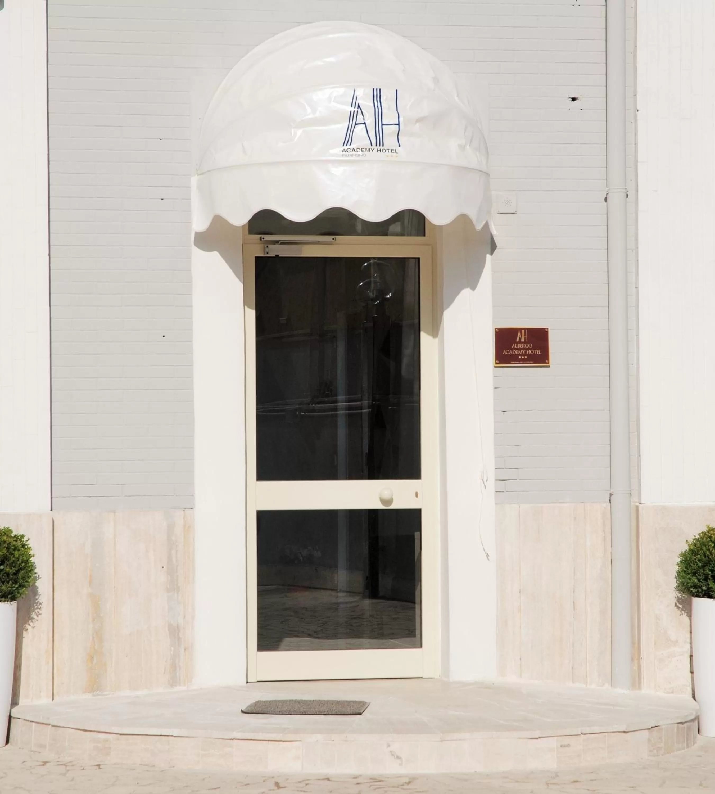 Facade/entrance in Academy Hotel