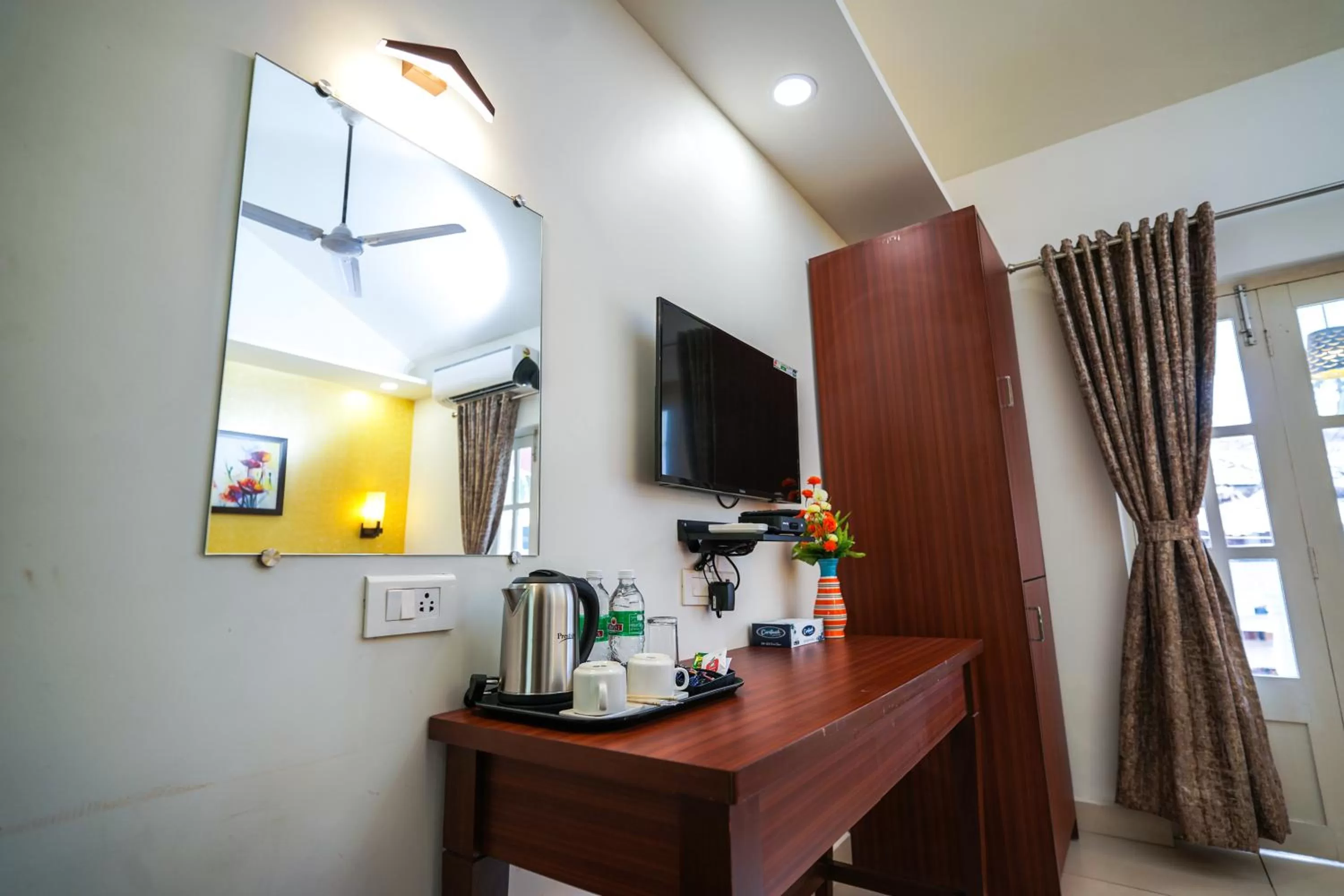 Communal lounge/ TV room in Grande Ave Maria Resort