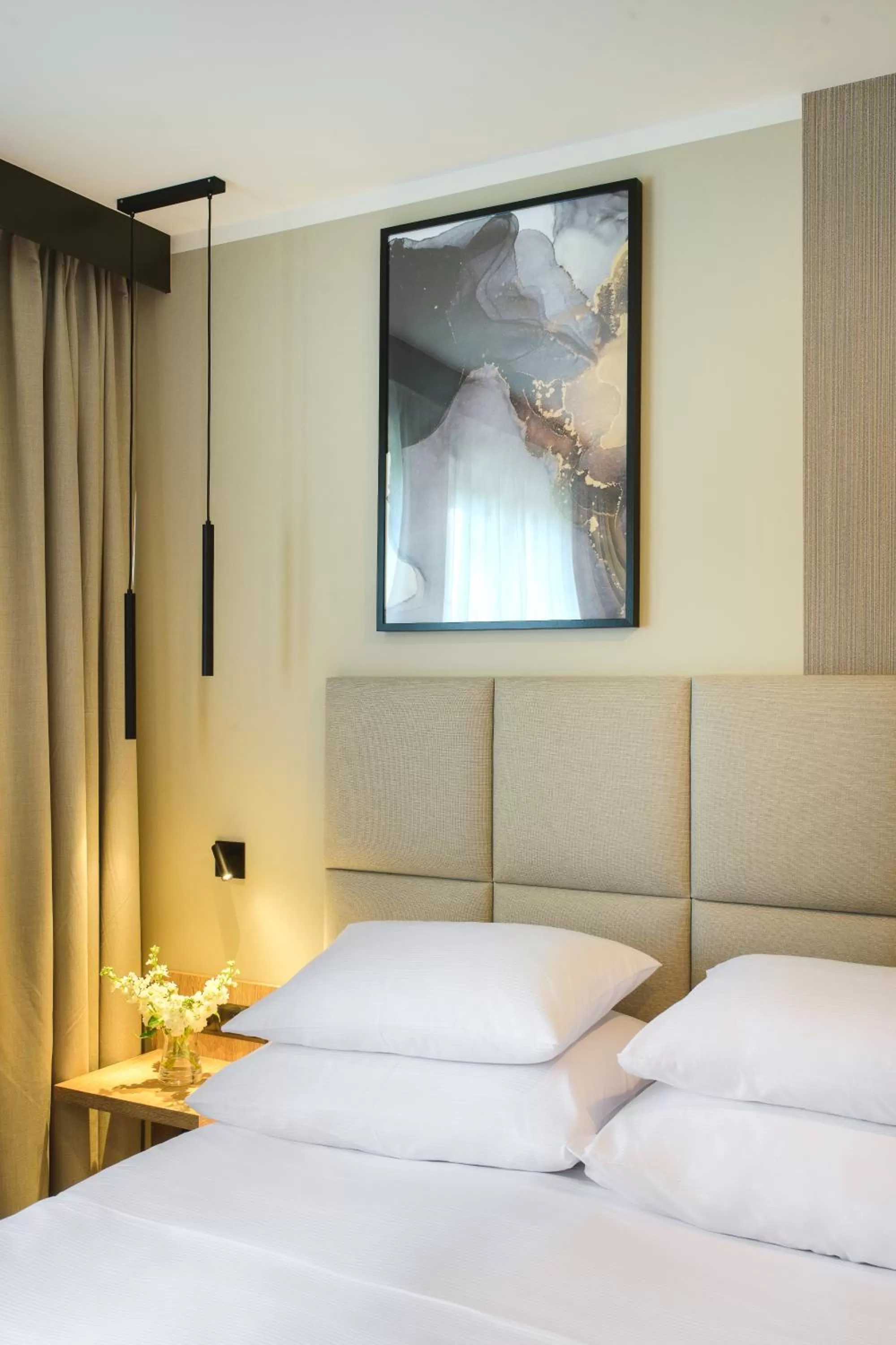 Bed in Best Western Plus Hotel Olsztyn Old Town