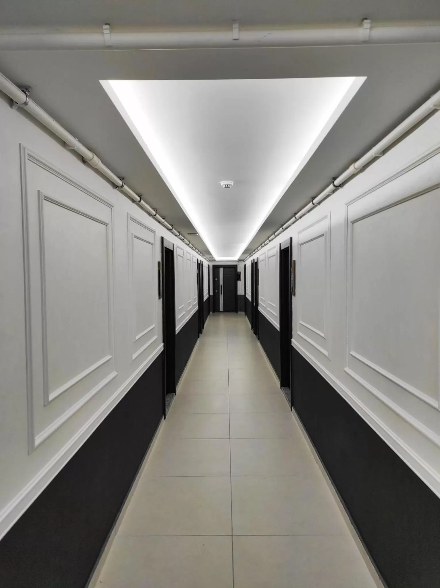 Property building in Comfort Center Suit Hotel